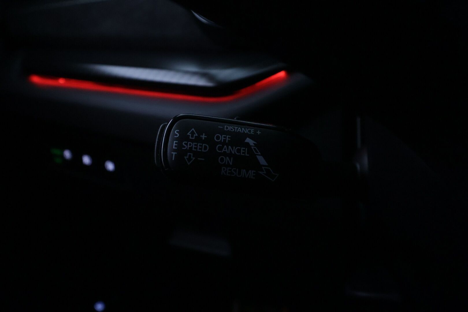Skoda Octavia 2021 Combi 1,4 TSI PHEV RS iV DSG * ACC / Matrix-LED / P.kamera / Hierovat Sporttipenkit Muistilla / Navi / Kaistavahti * - Suomi-auto / 2x Latauskaapelit / Kahdet renkaat / Merkkihuollettu!