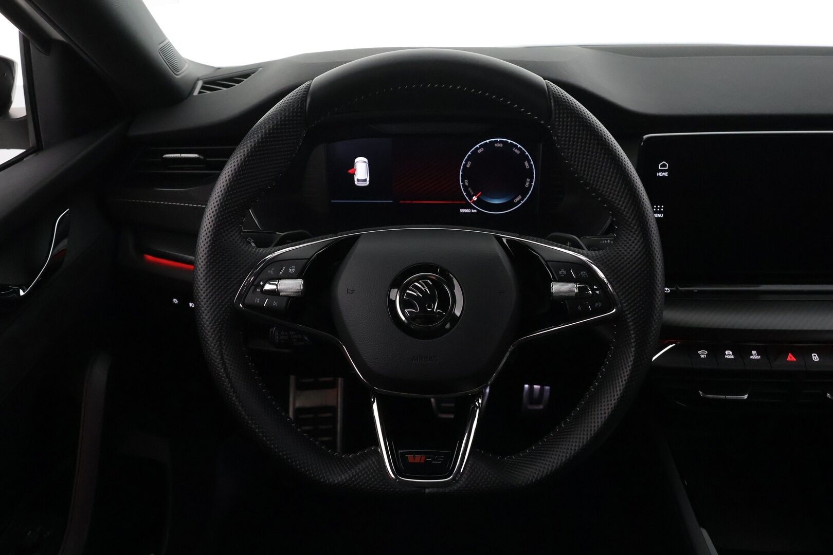 Skoda Octavia 2021 Combi 1,4 TSI PHEV RS iV DSG * ACC / Matrix-LED / P.kamera / Hierovat Sporttipenkit Muistilla / Navi / Kaistavahti * - Suomi-auto / 2x Latauskaapelit / Kahdet renkaat / Merkkihuollettu!