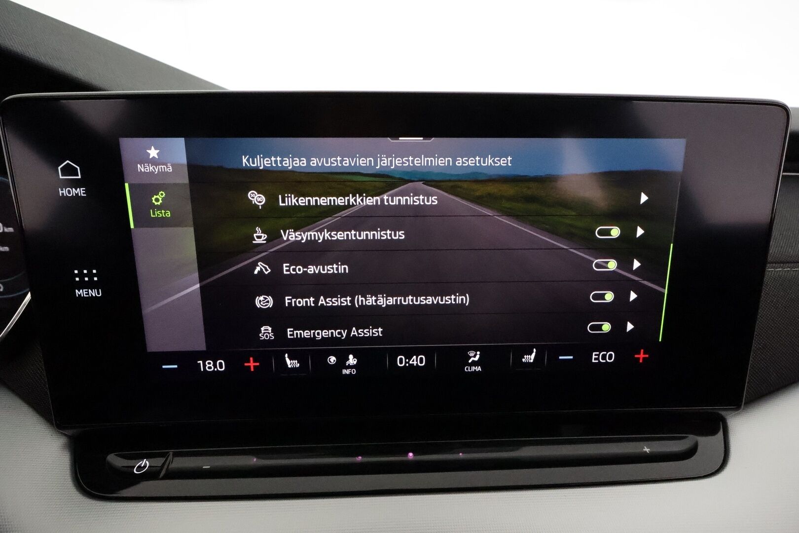 Skoda Octavia 2021 Combi 1,4 TSI PHEV Style iV DSG Autom. * Webasto / Adapt.Vakkari / Matrix LED / Peruutuskamera / Muistipenkki / KeyLess / Kaistavahti - Suomi-auto / 2x Latauskaapelit / Kahdet Renkaat / Huippusiisti!