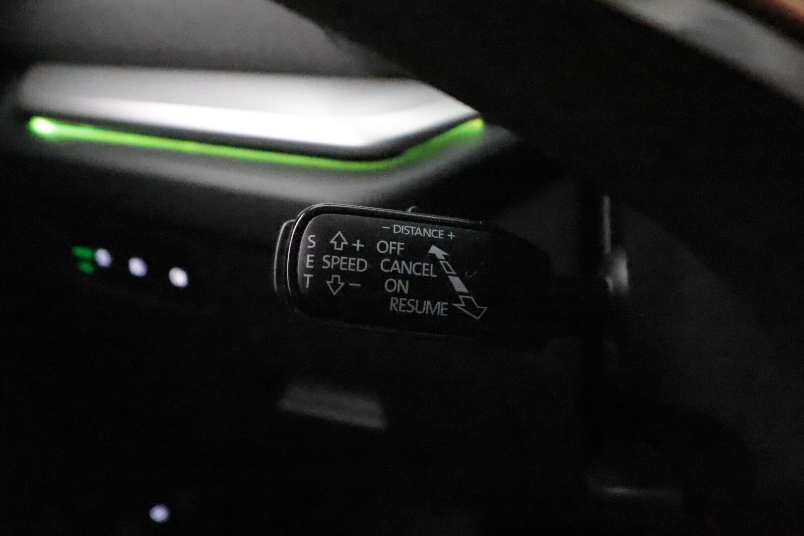 Skoda Octavia 2021 Combi 1,4 TSI PHEV Style iV DSG Autom. * Webasto / Adapt.Vakkari / Matrix LED / Peruutuskamera / Muistipenkki / KeyLess / Kaistavahti - Suomi-auto / 2x Latauskaapelit / Kahdet Renkaat / Huippusiisti!