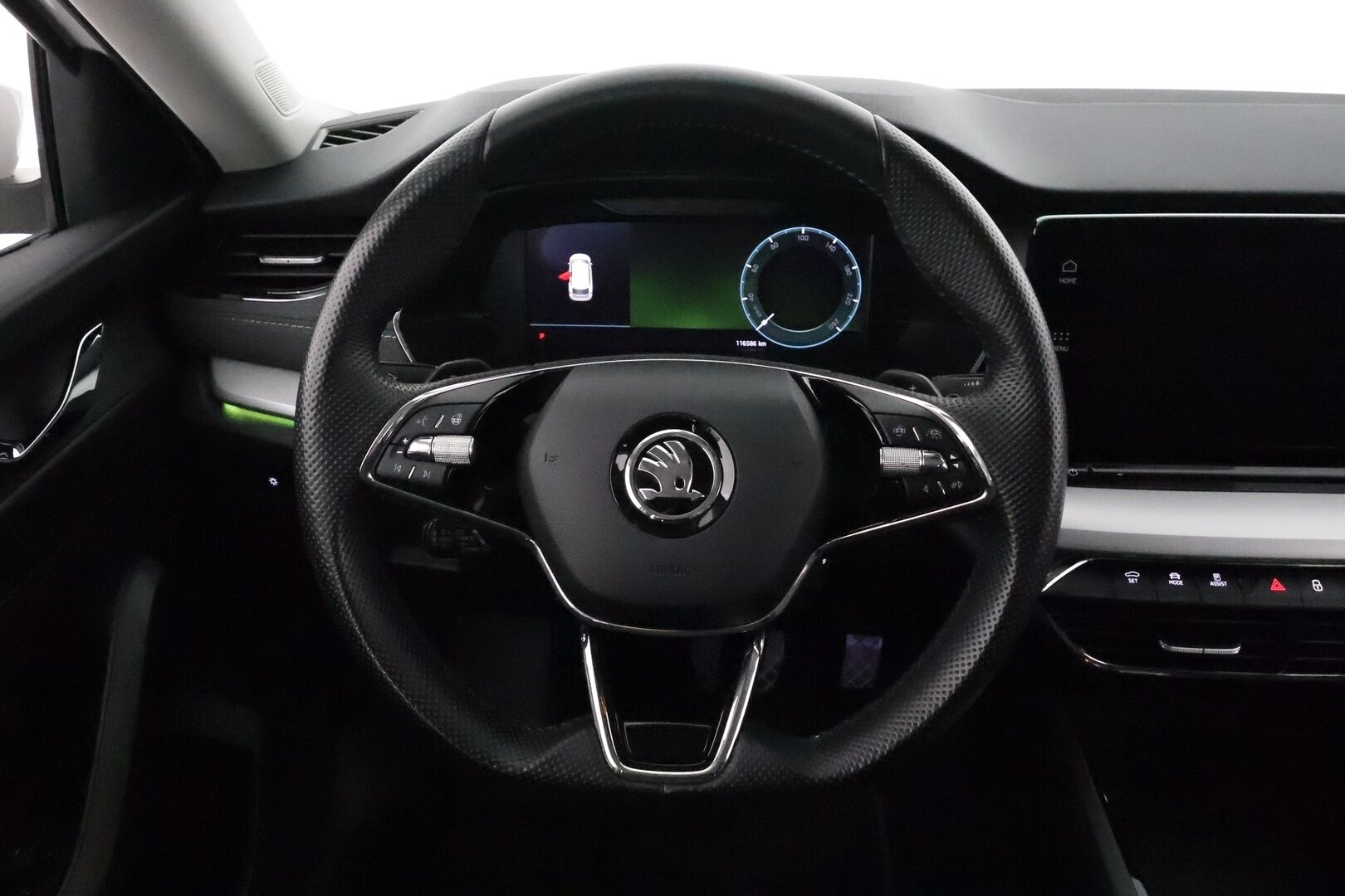 Skoda Octavia 2021 Combi 1,4 TSI PHEV Style iV DSG Autom. * Webasto / Adapt.Vakkari / Matrix LED / Peruutuskamera / Muistipenkki / KeyLess / Kaistavahti - Suomi-auto / 2x Latauskaapelit / Kahdet Renkaat / Huippusiisti!