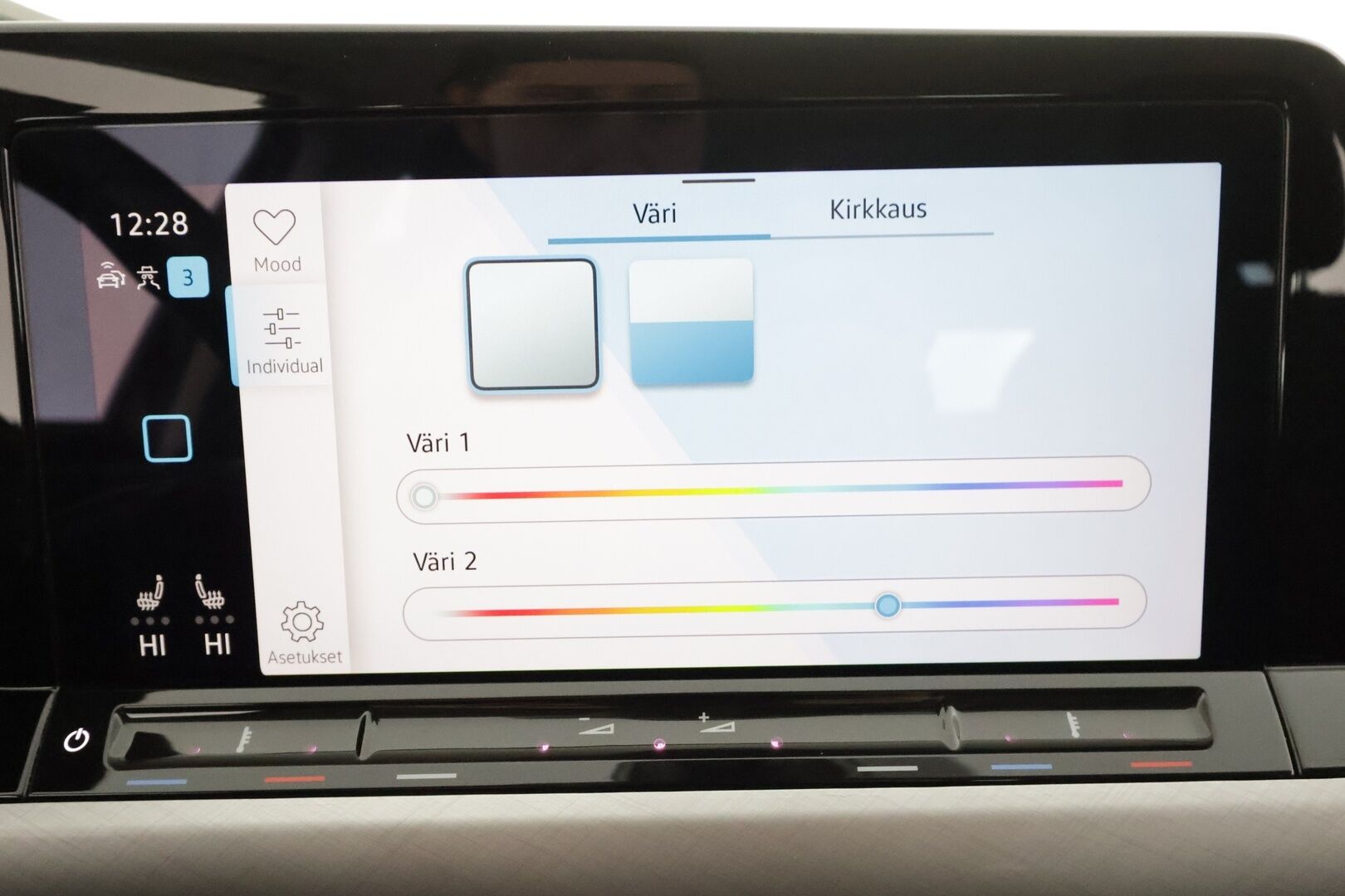 Volkswagen Golf 2021 Variant 1,0 eTSI (MHEV) 81 kW DSG * ACC / P.tutkat / Webasto / LED / Navi / Koukku / Digimittaristo * - 1.Om Suomi-auto / Kahdet renkaat aluvanteilla - Osta nyt, maksa vasta ensi vuonna