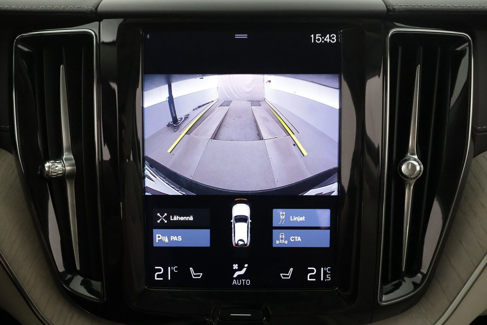 Volvo XC60 2021 T6 TwE AWD Business Inscription aut. - Suomiauto | Webasto | Panorama | ACC | High Perf Audio | Sporttinahat | Muistipenkki | Peruutuskamera | Adapt.LED | Merkkihuollot | Huippuvarusteet!