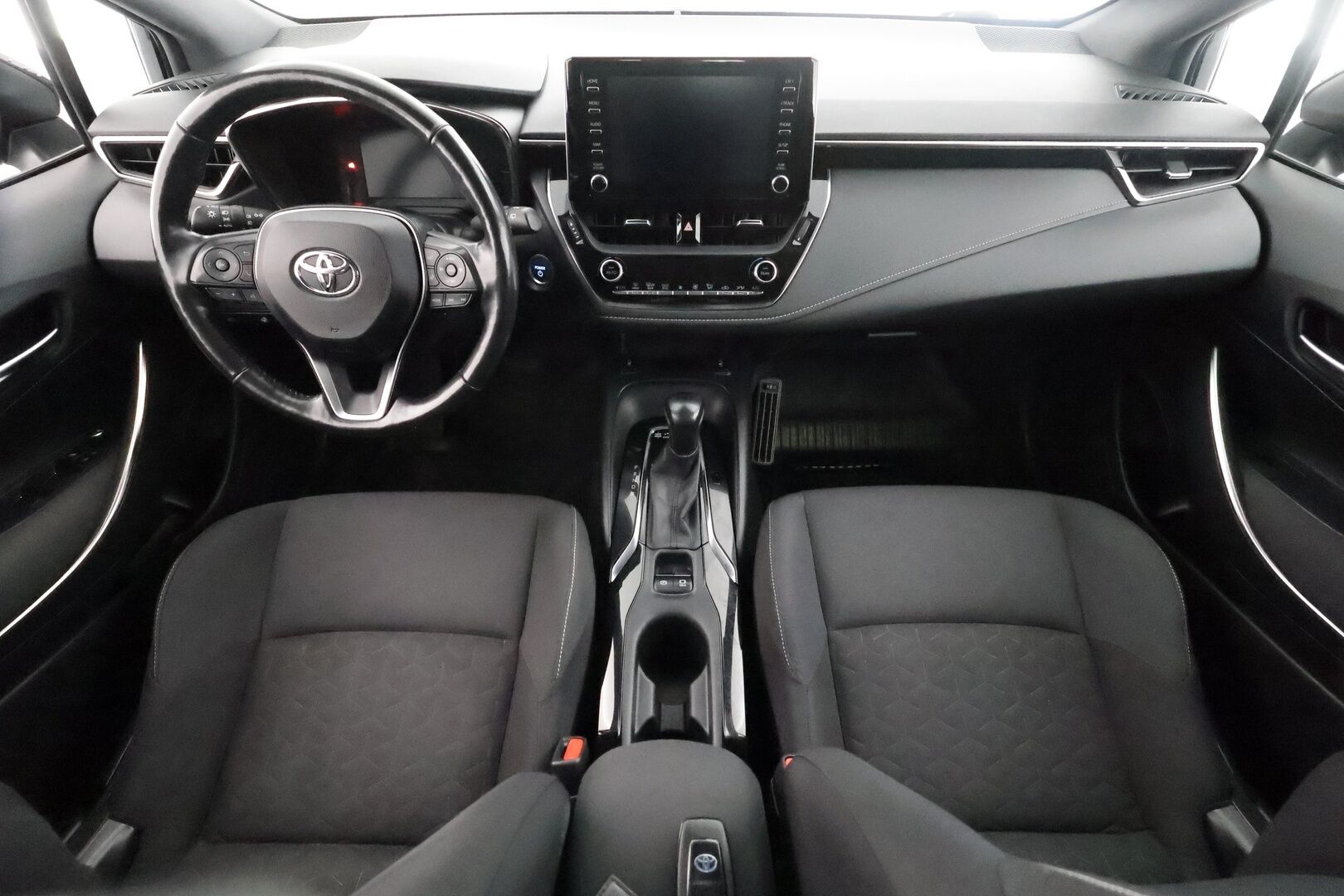 Toyota Corolla 2021 Touring Sports 1,8 Hybrid Active Edition - | ACC | LED | P.kamera | Navi | Apple & Android | LTA | RSA | Keyless | Lämm. ratti | Lohko+sisälämmitin | Merkkihuollot | 2x renkaat aluin | - KORKO VAIN 3,99 %