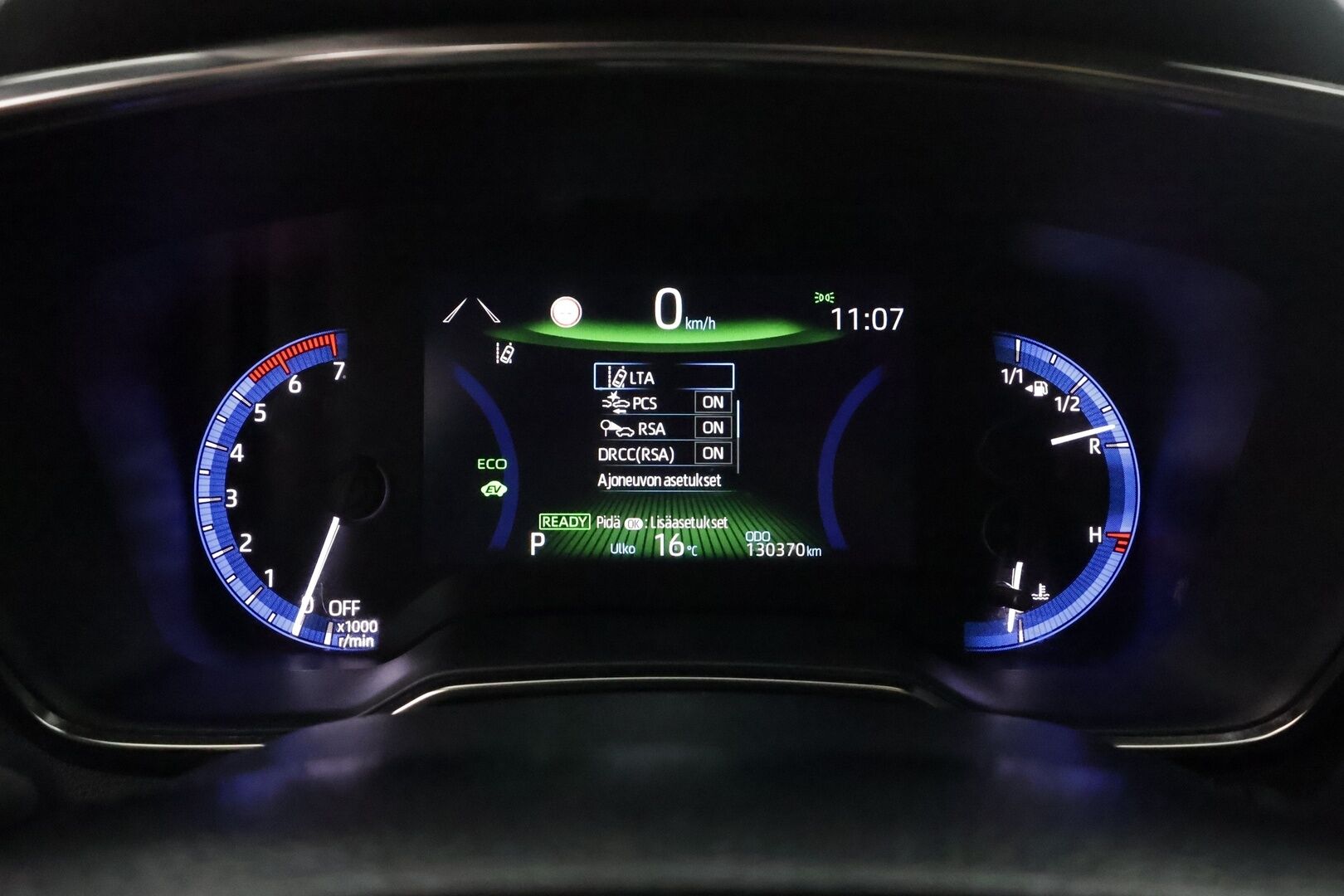 Toyota Corolla 2021 Touring Sports 1,8 Hybrid Active Edition - | ACC | LED | P.kamera | Navi | Apple & Android | LTA | RSA | Keyless | Lämm. ratti | Lohko+sisälämmitin | Merkkihuollot | 2x renkaat aluin | - KORKO VAIN 3,99 %
