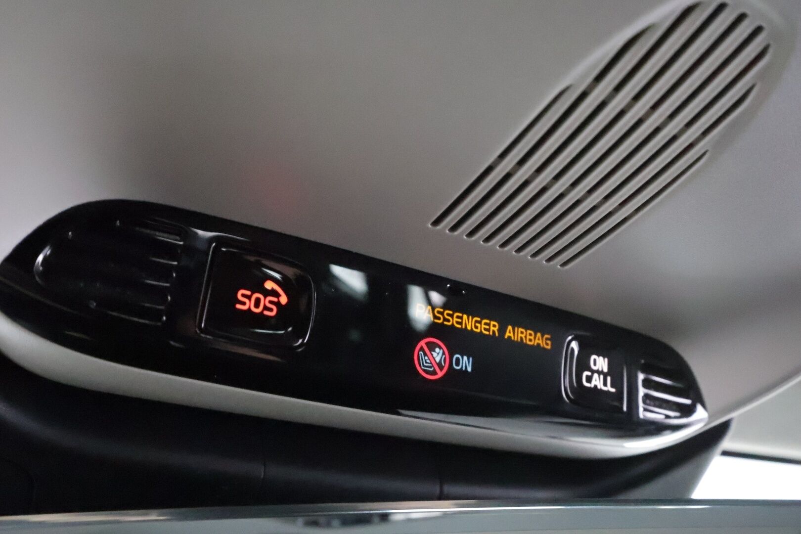 Volvo V60 2021 B4 D-MHEV Business aut * Webasto / ACC / LED / P.tutka / Navi / Kaistavahti / Keyless * - 1-om Suomi-auto / Kahdet renkaat aluvanteilla / Merkkihuollot