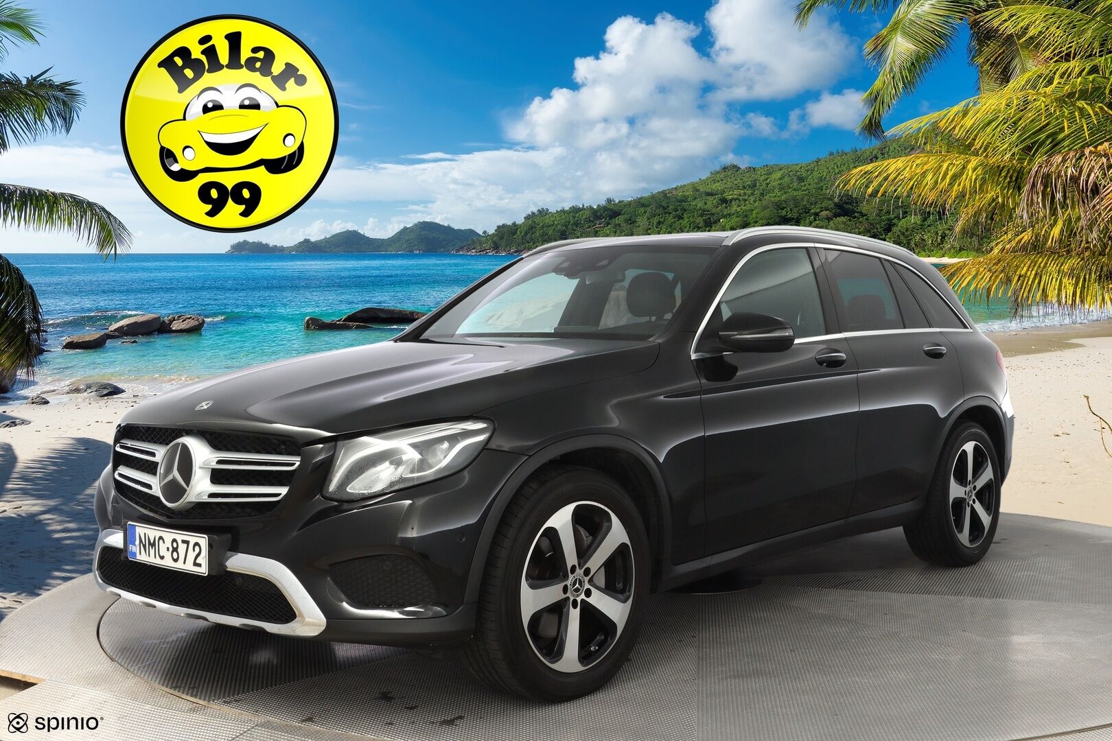 Mercedes-Benz GLC 2018 220 d 4Matic Premium Business * AMG-Sisä / Burmester / Distronic + / Panorama / Vetokoukku / DTR+Q / Peruutuskamera * - Huippuvarusteltu / Kahdet vanteet *
