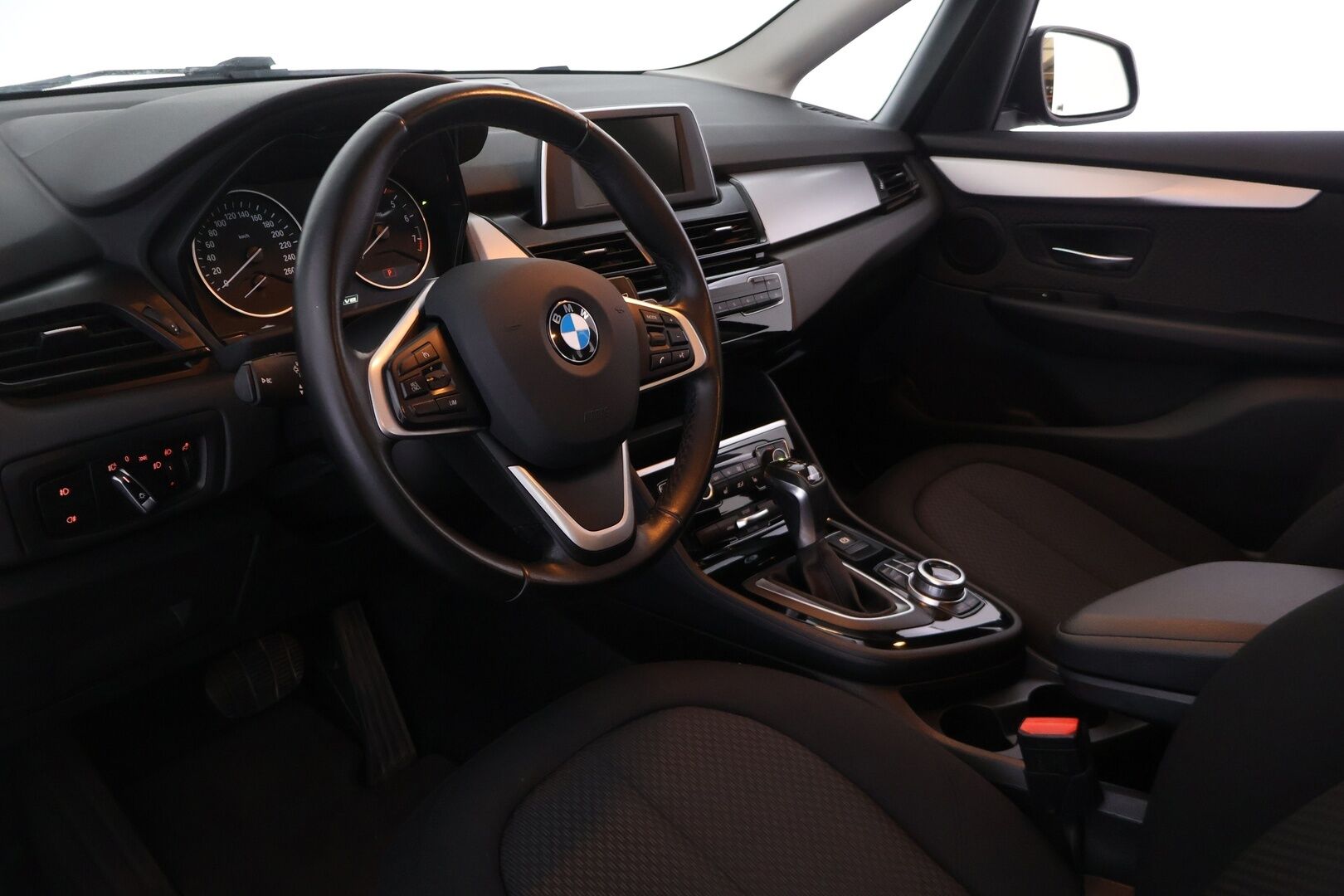 BMW 225 2017 225xe iPerformance Farmari *YritysOutlet - Myydään vain yrityksille* - *YritysOutlet - Myydään vain yrityksille*