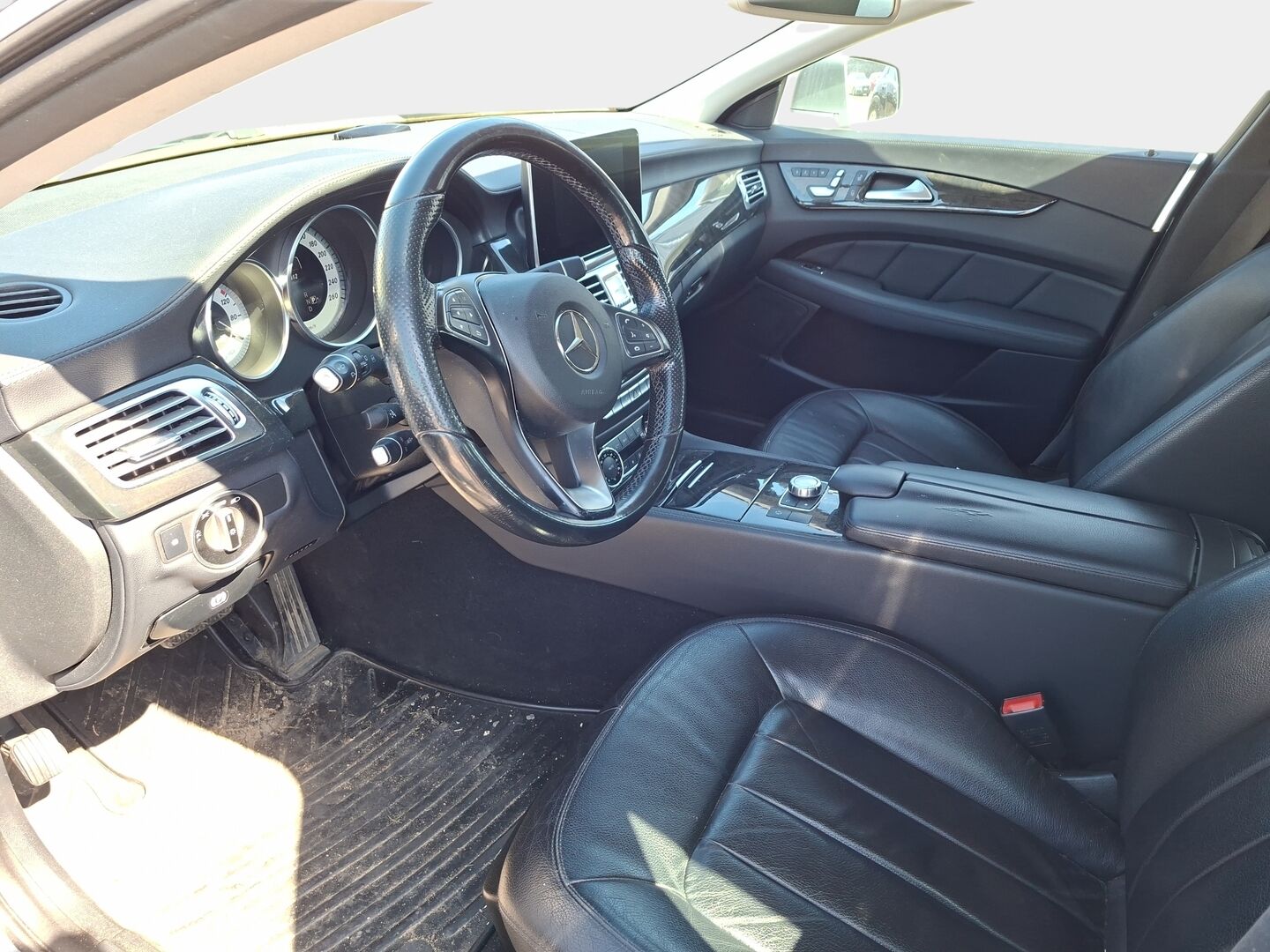 Mercedes-Benz CLS 2015 250 d Shooting Brake 4Matic - Vetokoukku | Nahkasisusta | Muistipenkit | Ambient | Vakkari | Comand Navi | LED | Juuri tullut Tampereelle!