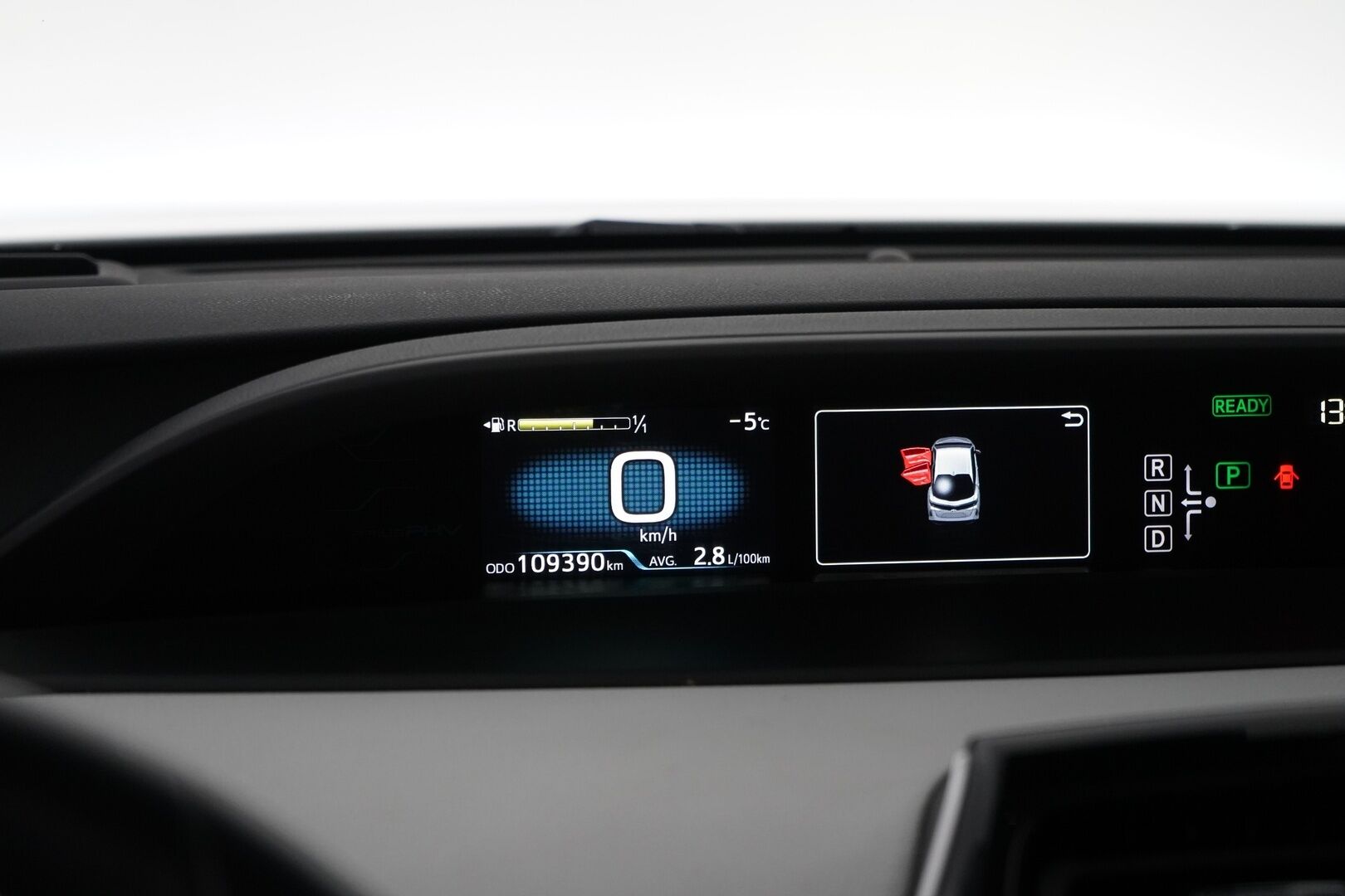 Toyota Prius 2017 Premium *ACC / Kamera / JBL / Nahkasisusta / LED / HUD / Parkkiavustin* - Kahdet renkaat OEM alumiinivantein / Todella säntillinen merkkihuollon historia / Koti + kauppakeskuslaturi