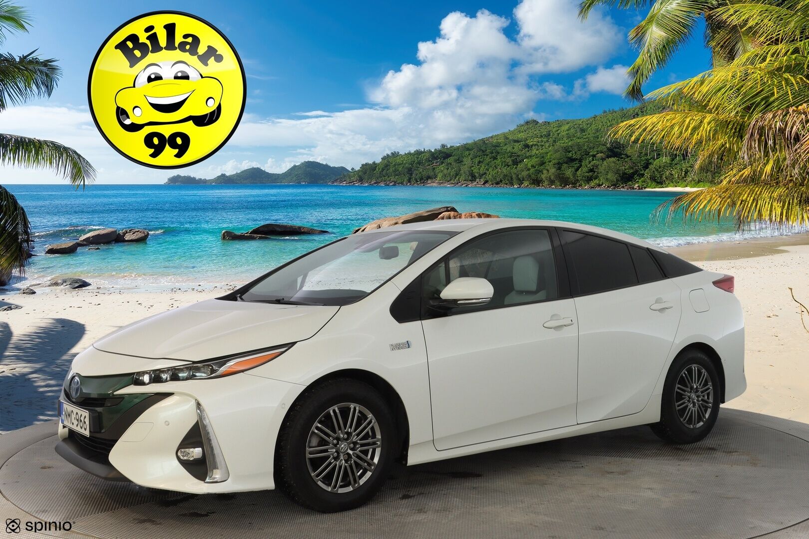 Toyota Prius 2017 Premium *ACC / Kamera / JBL / Nahkasisusta / LED / HUD / Parkkiavustin* - Kahdet renkaat OEM alumiinivantein / Todella säntillinen merkkihuollon historia / Koti + kauppakeskuslaturi