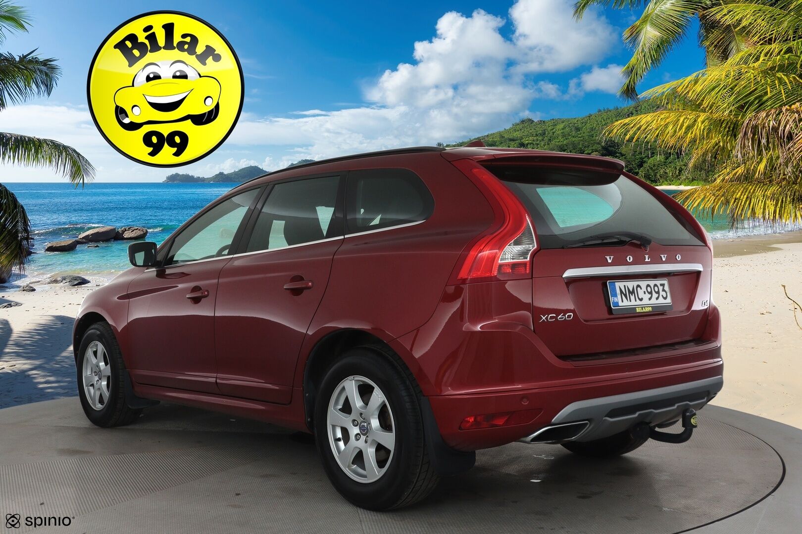 Volvo XC60 2014 D4 Momentum aut **Webasto / Koukku / Adapt.Vakkkari / Xenon / P.Kamera / Kaistavahti / Katveavustin / Puolinahat** - Kahdet Renkaat  / **HYVILLÄ KAMOILLA**