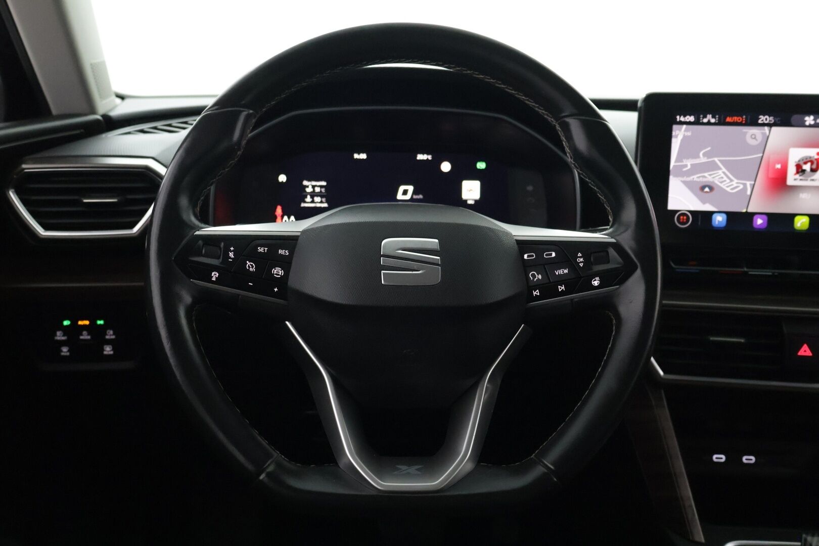Seat Leon Sportstourer 2021 1,4 PHEV 204 eHybrid Xcellence DSG-autom. - ACC | Vetokoukku | Kaistavahti | P-Kamera | CarPlay | Digimittari | LED 