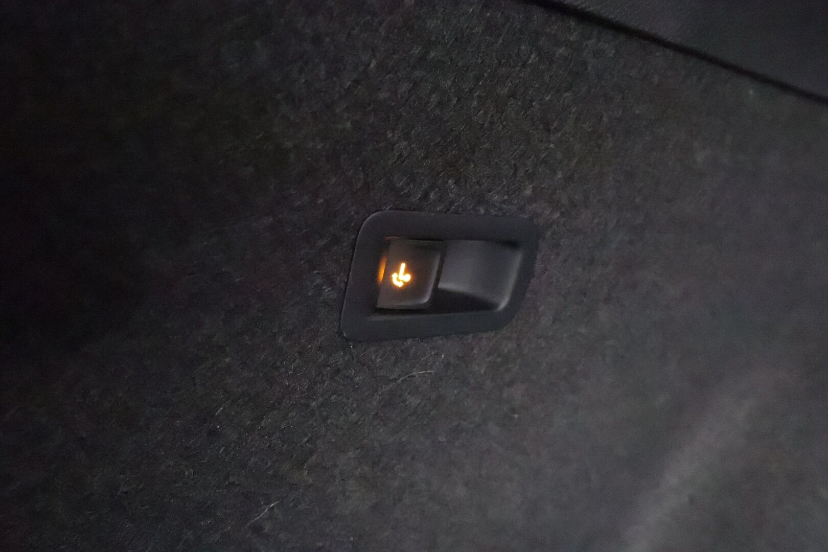 Cupra Formentor 2021 VZ 2,0 TSI 228 kW 4Drive DSG * Webasto / ACC / LED / P.Kamera / Puolinahat / Kaistavahti / Navi / Keyless * - Suomi-auto / Kahdet renkaat aluvanteilla / Merkkihuollot