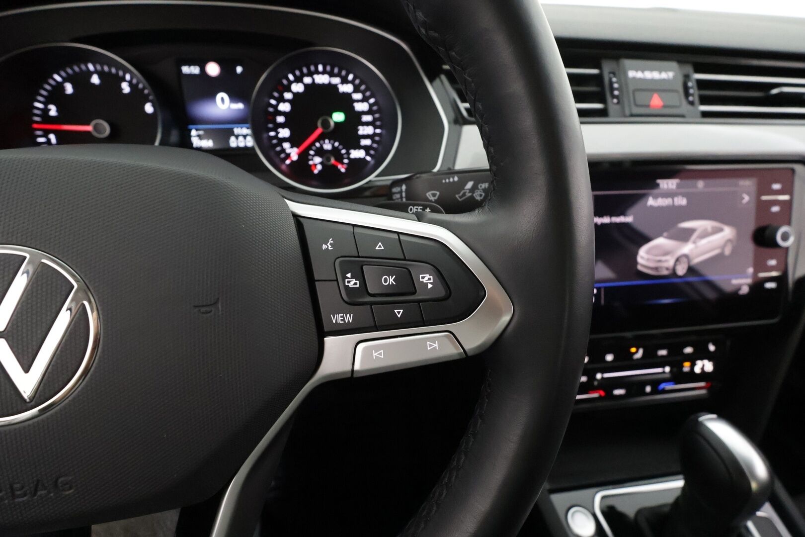 Volkswagen Passat 2021 Sedan Style 1,5 TSI EVO 110 kW DSG *1.OM Suomi-auto / ACC / P.Kamera / LED / Keyless / Apple & Android* - Merkkihuollettu / Webasto / Kahdet renkaat