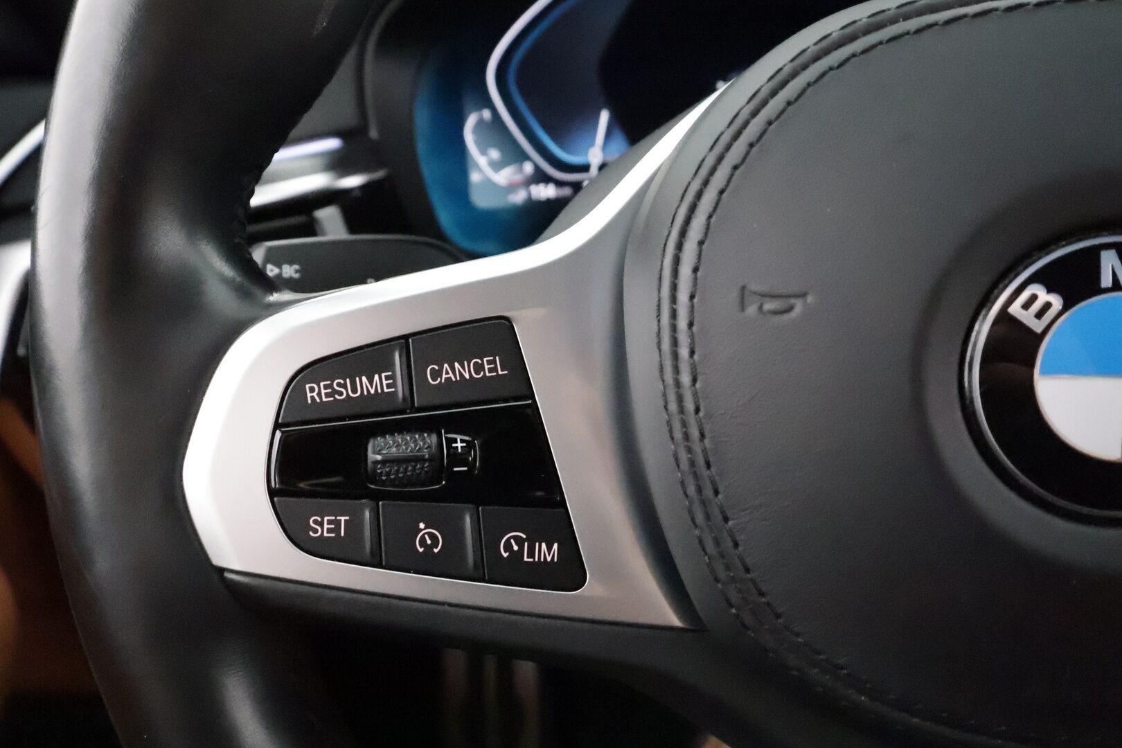 BMW 530 2021 G30 Sedan 530e xDrive A Charged Edition M Sport - | Vakkari | Lisälämmitin | Osasähköt | 360-Kamera | Sporttinahat | LED | Hifit | Keyless | Apple&Android | 1.Om Suomi-auto | Merkkihuollettu |