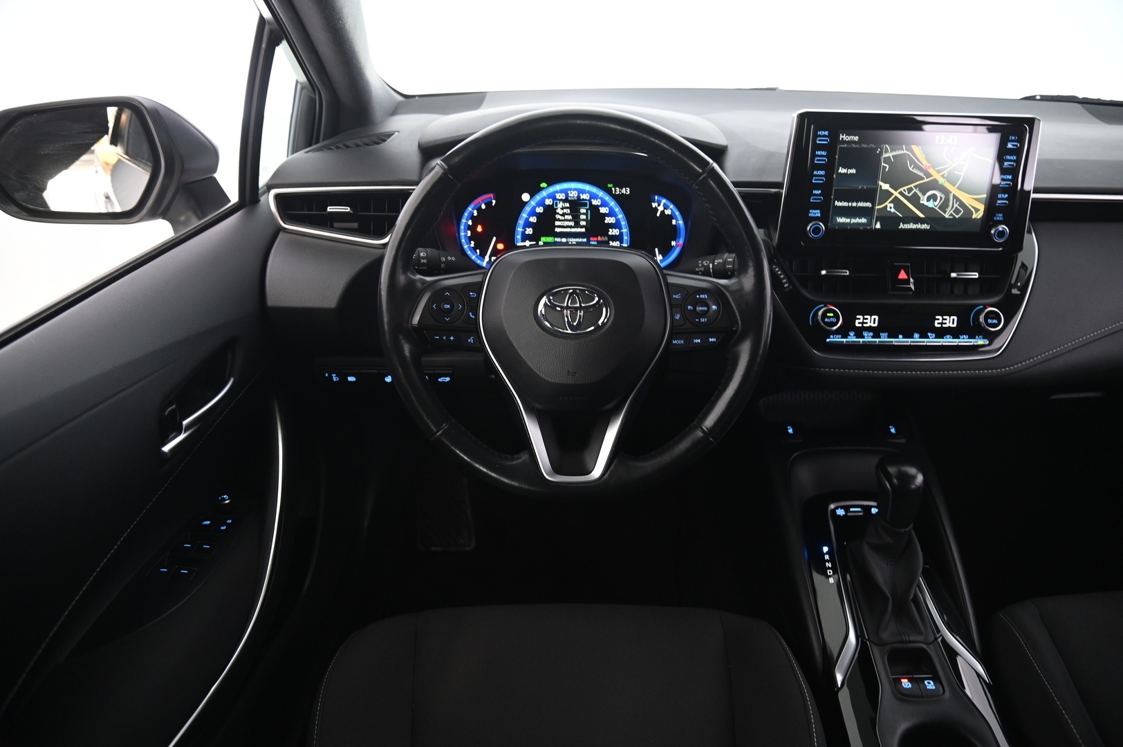 Toyota Corolla 2021 Touring Sports 1,8 Hybrid Active - Acc | Lohko | Ratinlämmitin | Juuri huollettu | 2x Renkaat ja vanteet