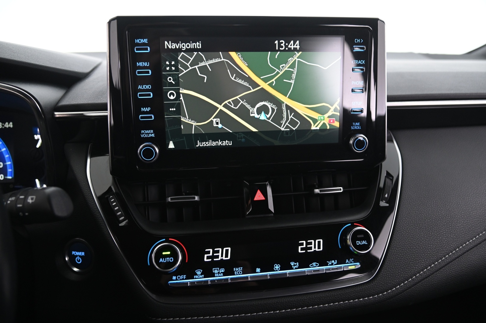 Toyota Corolla 2021 Touring Sports 1,8 Hybrid Active - Acc | Lohko | Ratinlämmitin | Juuri huollettu | 2x Renkaat ja vanteet
