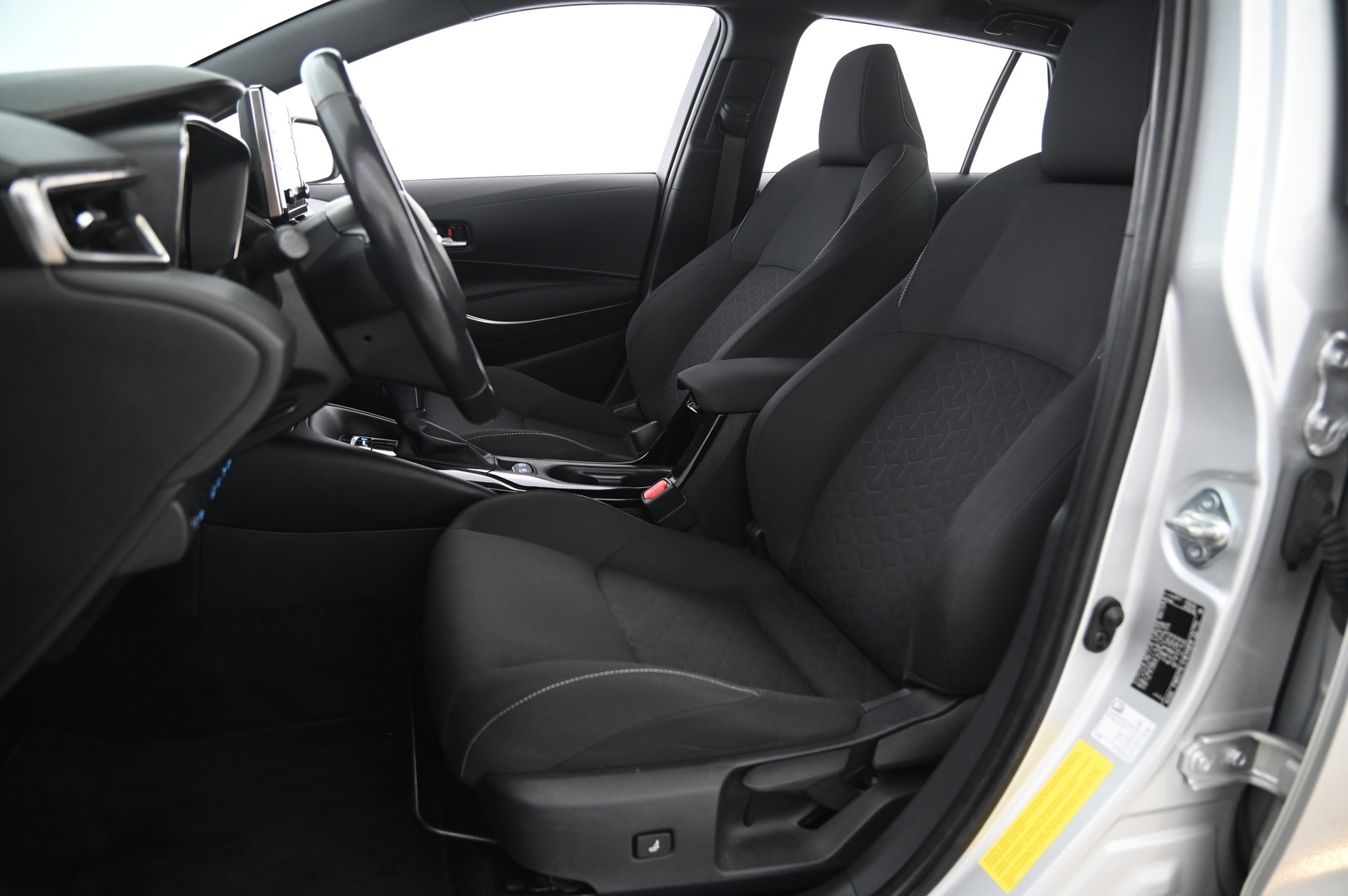 Toyota Corolla 2021 Touring Sports 1,8 Hybrid Active - Acc | Lohko | Ratinlämmitin | Juuri huollettu | 2x Renkaat ja vanteet