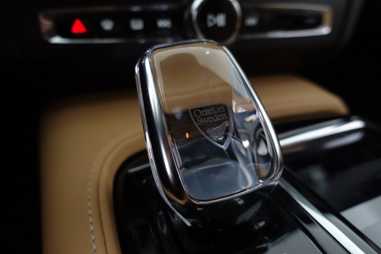 Volvo S90 2021 T8 TwE AWD Business Inscription aut - | B&W | ACC | HUD | Ilmastoidut Muistipenkit | Koukku | Panorama | 360 kamera | Webasto | Konjakkinahat | Digimittaristo | Keyless | Full LED AHB | 2X Renkaat & Vanteet |