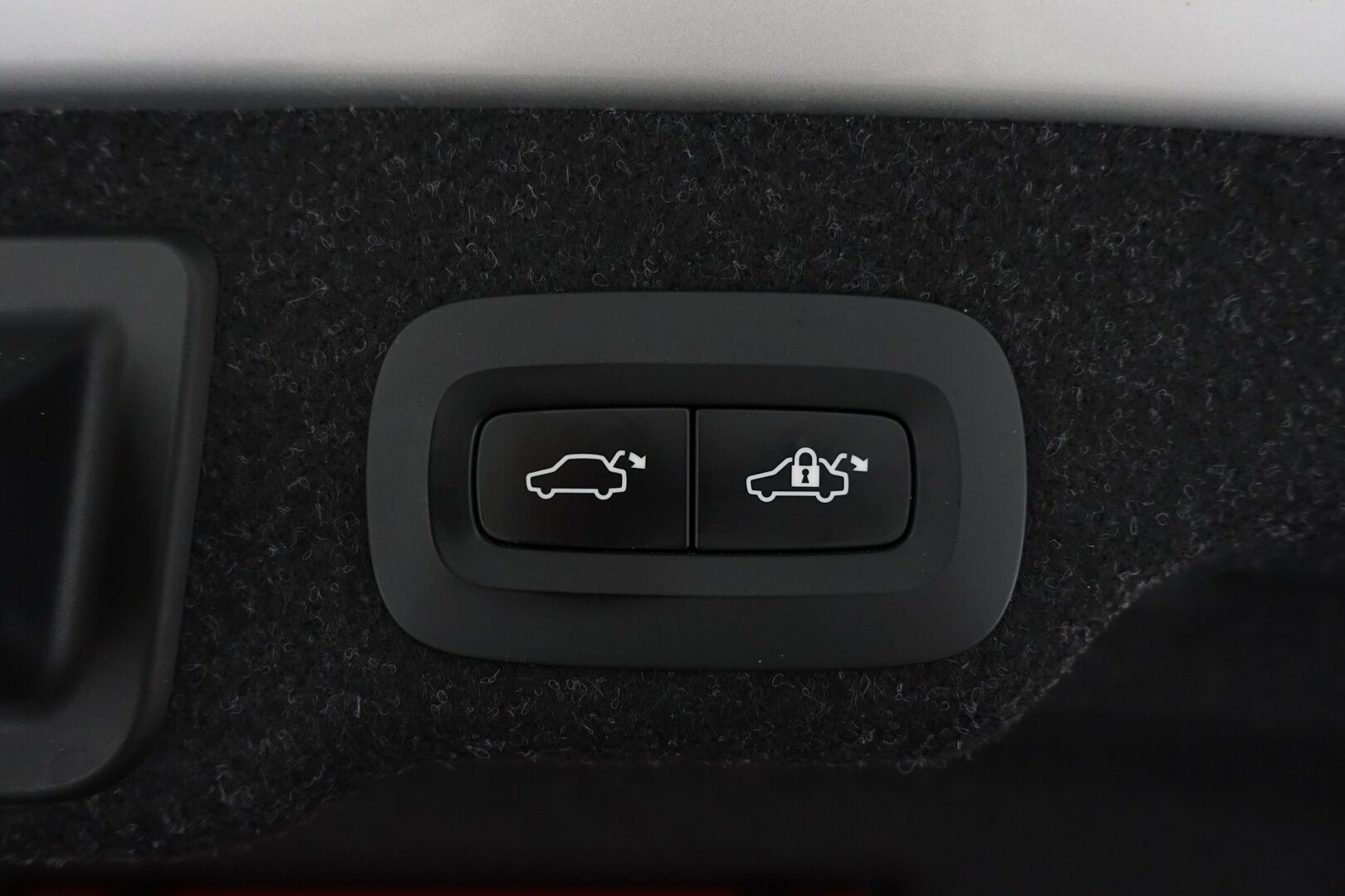 Volvo S90 2021 T8 TwE AWD Business Inscription aut - | B&W | ACC | HUD | Ilmastoidut Muistipenkit | Koukku | Panorama | 360 kamera | Webasto | Konjakkinahat | Digimittaristo | Keyless | Full LED AHB | 2X Renkaat & Vanteet |