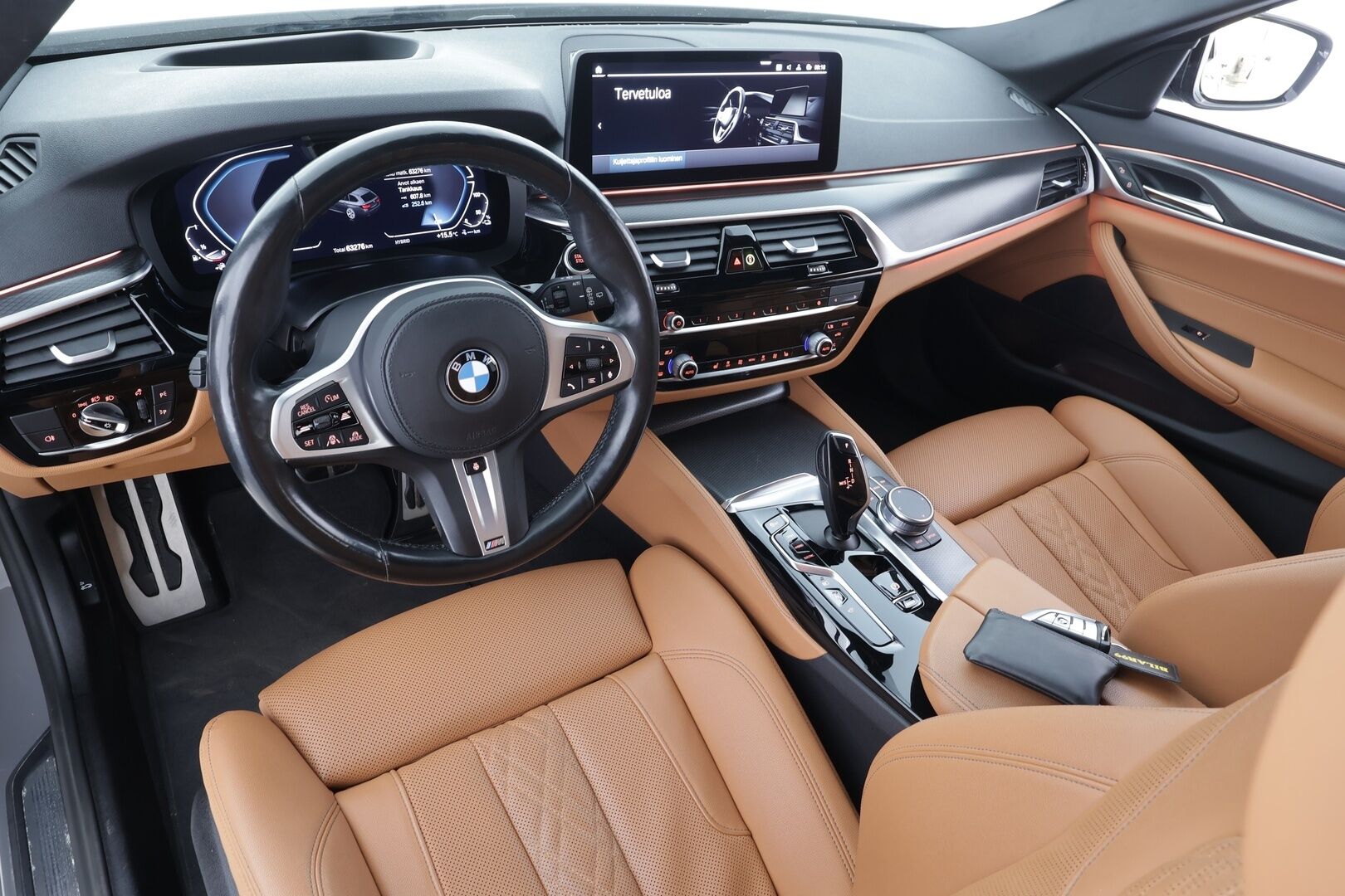 BMW 530 2021 G31 Touring 530e xDrive A Charged Edition M Sport -  ACC | Lisälämmitin | Koukku | HUD | Hifit | Comfort Access | Adaptive-led | Vetokoukku | Eleohjaus | Osasähköt | 360-kamera | Sporttinahat | Merkkihuollettu | Suomi-auto | Kahdet renkaat vanteineen