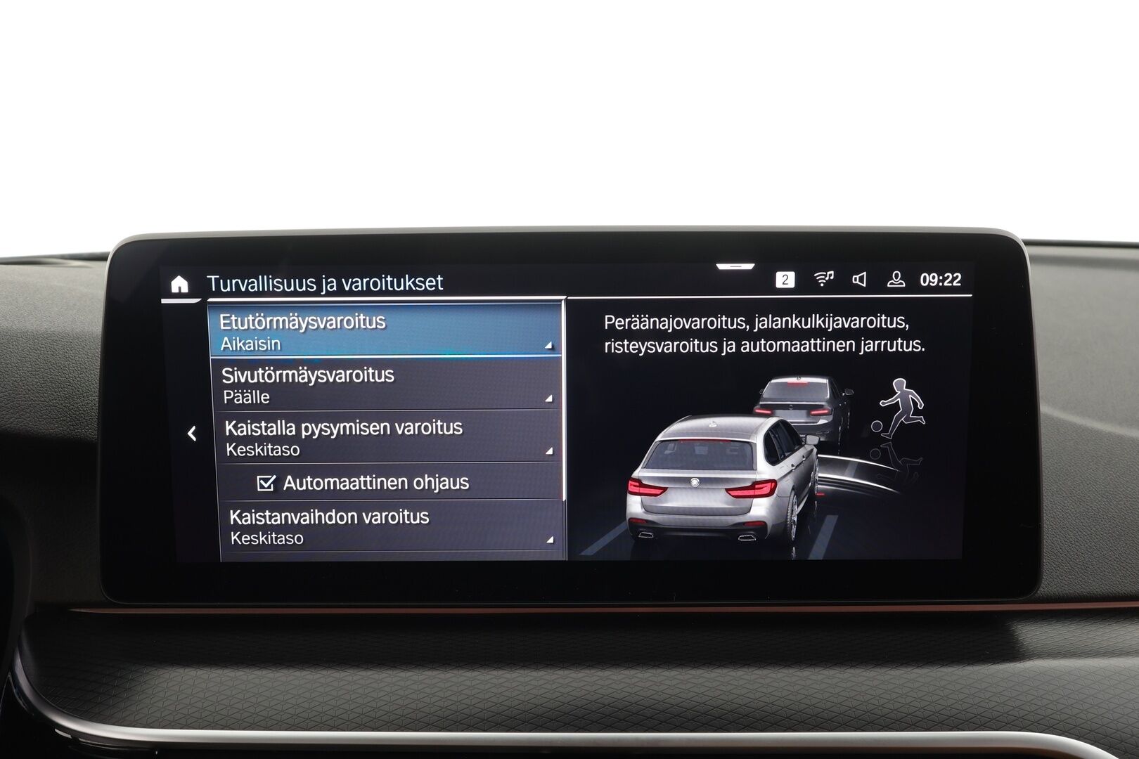 BMW 530 2021 G31 Touring 530e xDrive A Charged Edition M Sport -  ACC | Lisälämmitin | Koukku | HUD | Hifit | Comfort Access | Adaptive-led | Vetokoukku | Eleohjaus | Osasähköt | 360-kamera | Sporttinahat | Merkkihuollettu | Suomi-auto | Kahdet renkaat vanteineen