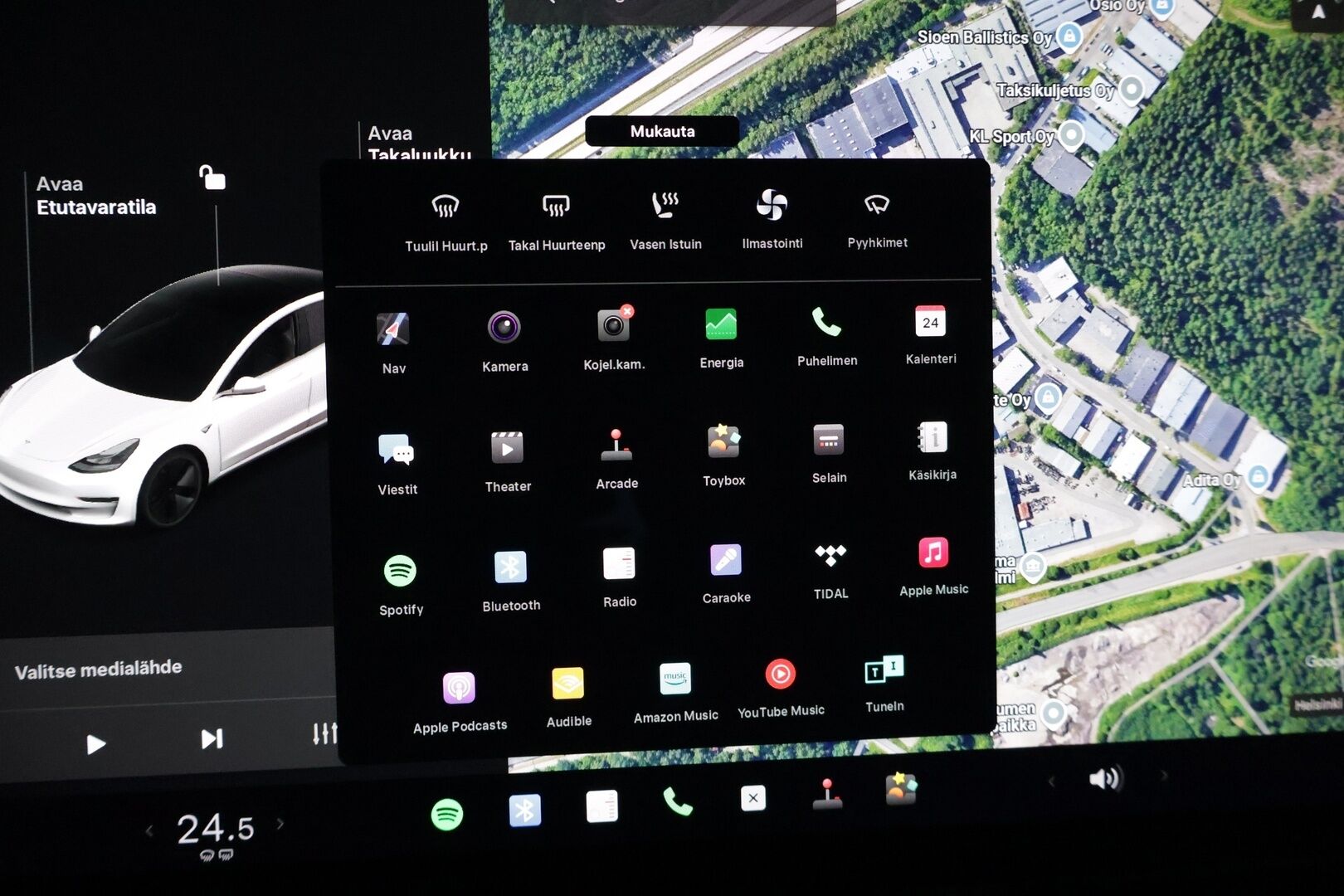 Tesla Model 3 2020 Standard Range Plus * Lasikatto / P-Kamera / Premium audio * - 2x Vanteet & Renkaat / Siisti!