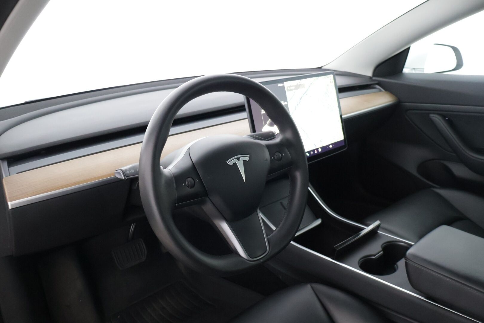 Tesla Model 3 2020 Standard Range Plus * Lasikatto / P-Kamera / Premium audio * - 2x Vanteet & Renkaat / Siisti!