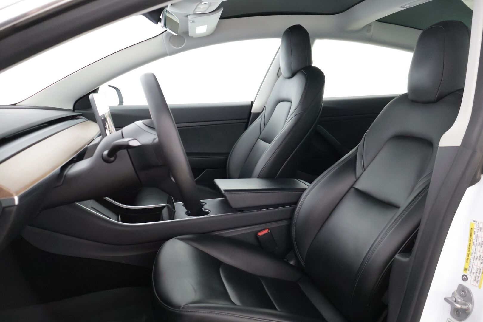 Tesla Model 3 2020 Standard Range Plus * Lasikatto / P-Kamera / Premium audio * - 2x Vanteet & Renkaat / Siisti!