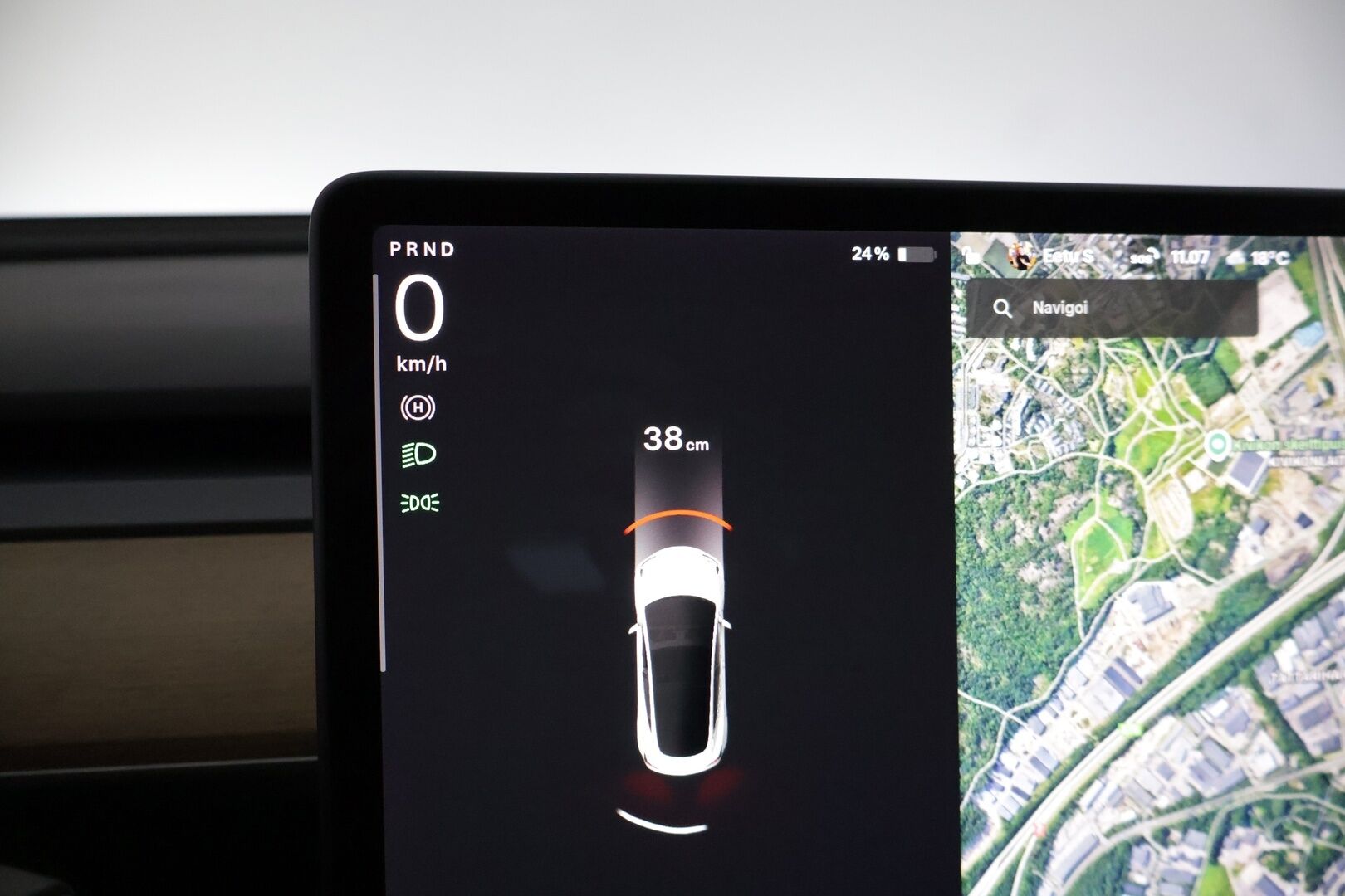 Tesla Model 3 2020 Standard Range Plus * Lasikatto / P-Kamera / Premium audio * - 2x Vanteet & Renkaat / Siisti!