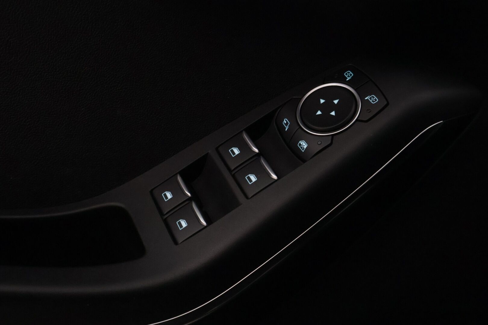 Ford Fiesta 2021 1,0 EcoBoost (mHEV) 155hv M6 ST-Line 5-ov. *Bang&Olufsen / Lämpölasi / Lämpöratti / Parkkitutka / Vakkari / Puolinahat* - Kahdet merkkirenkaat / Huippuvarusteet / Kunnon lisävalot!