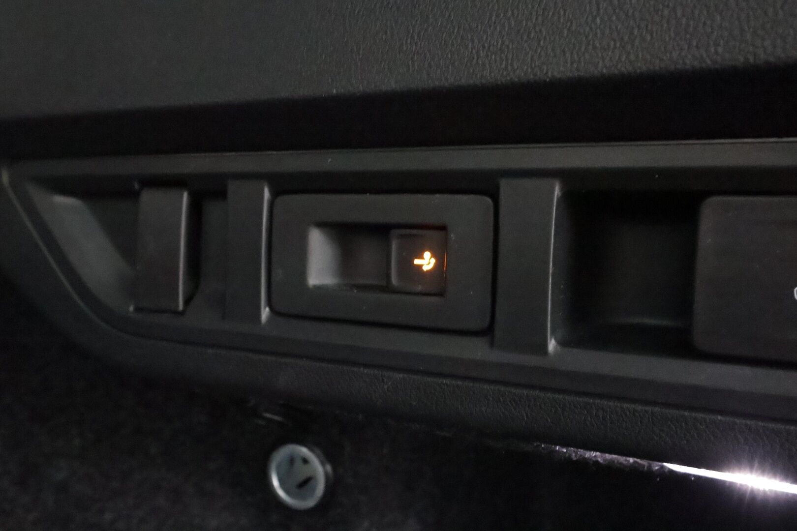 Skoda Octavia 2021 Combi 1,0 TSI Style eTEC DSG Autom. - | ACC | Koukku | Webasto | matrix-LED | P.kamera | Ratinlämmitys | Digimittaristo | Apple&Android | Suomi-auto | Kahdet Renkaat |