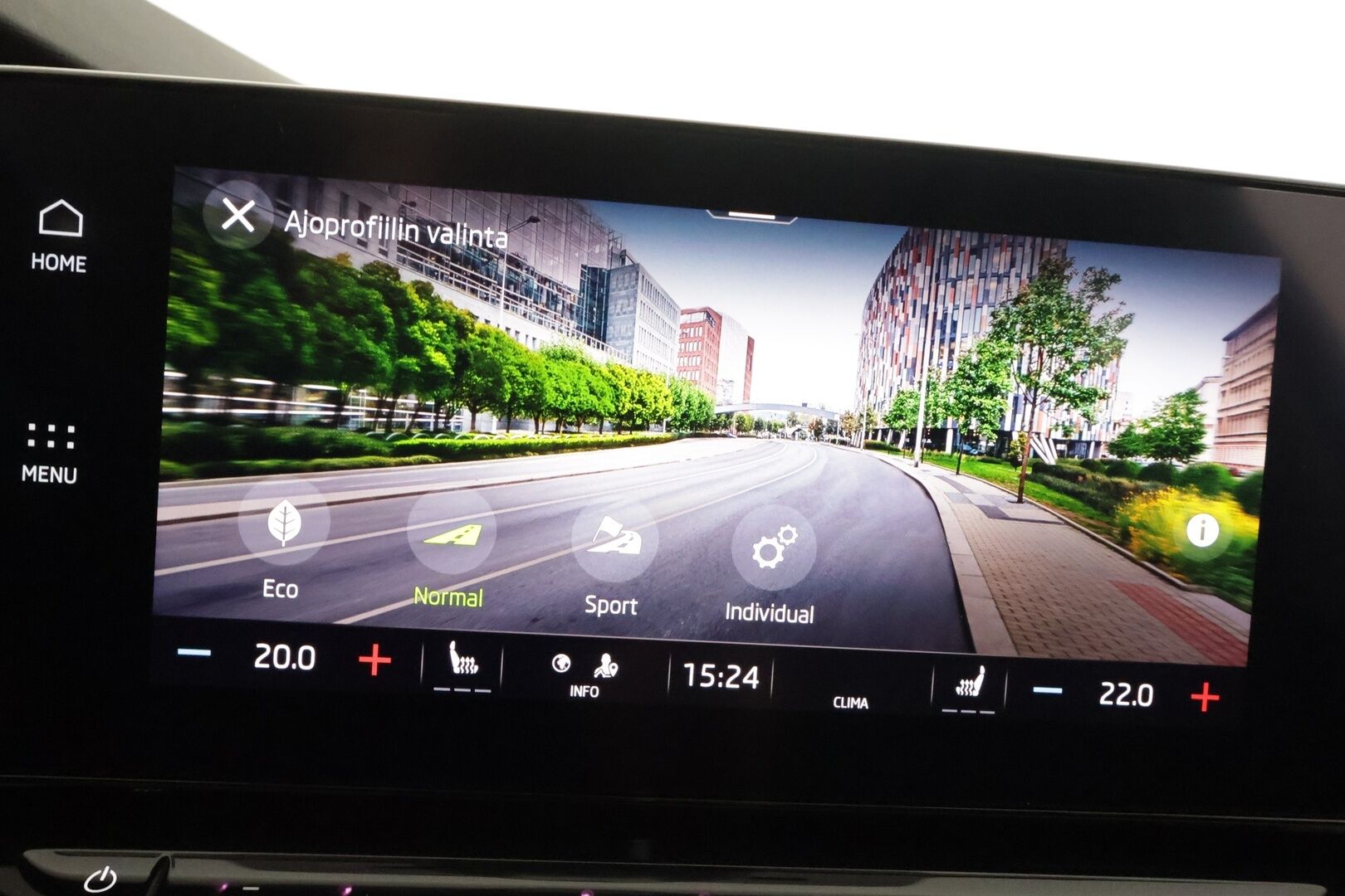 Skoda Octavia 2021 Combi 1,0 TSI Style eTEC DSG Autom. - | ACC | Koukku | Webasto | matrix-LED | P.kamera | Ratinlämmitys | Digimittaristo | Apple&Android | Suomi-auto | Kahdet Renkaat |