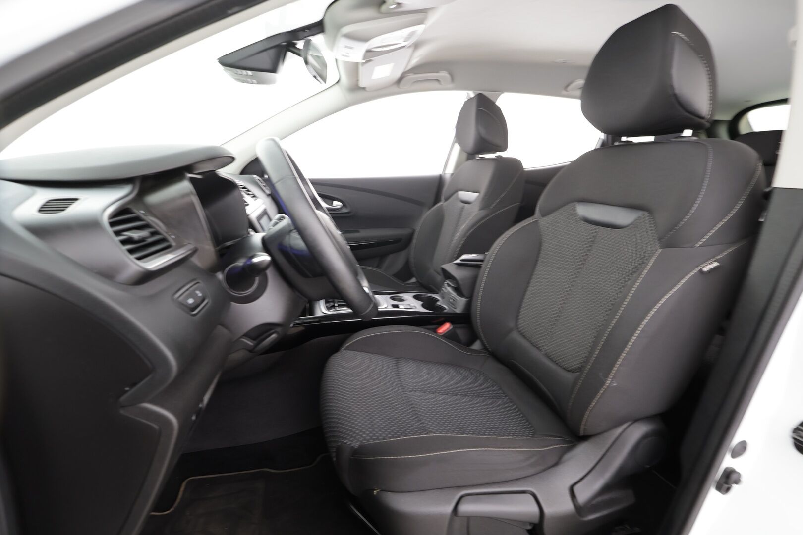 Renault Kadjar 2021 TCe 140 EDC7-aut Zen * Vakkari / P.tutka / Kaistavahti / Navi / Digimittaristo / Keyless * - Suomi-auto / Kahdet renkaat aluvanteilla 