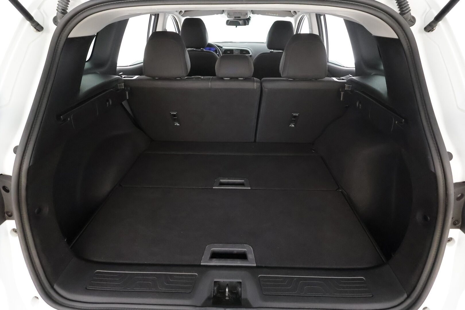 Renault Kadjar 2021 TCe 140 EDC7-aut Zen * Vakkari / P.tutka / Kaistavahti / Navi / Digimittaristo / Keyless * - Suomi-auto / Kahdet renkaat aluvanteilla 