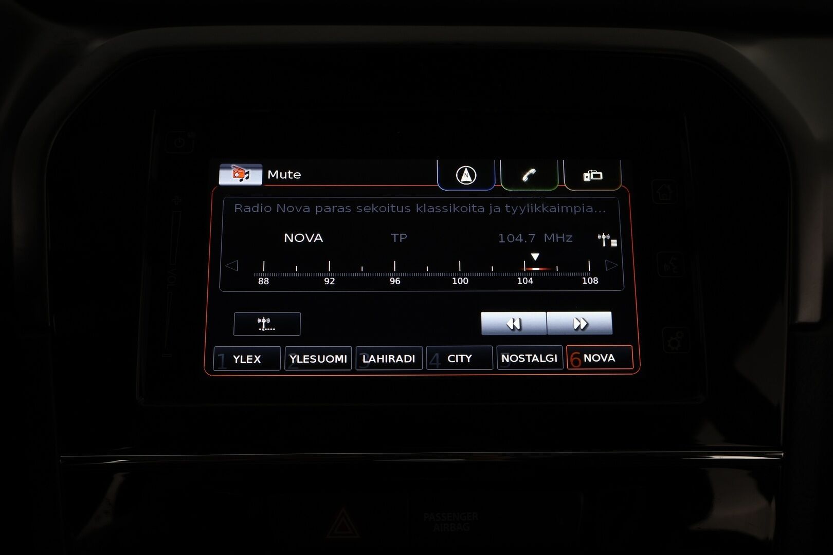 Suzuki Vitara 2021 1,4 BOOSTERJET 4WD GL+ 6AT LIMITED - 1.OM Suomi-auto / Adapt.vakkari / Peruutuskamera / BLIS / Navi / Hyvät renkaat / Huippusiisti!