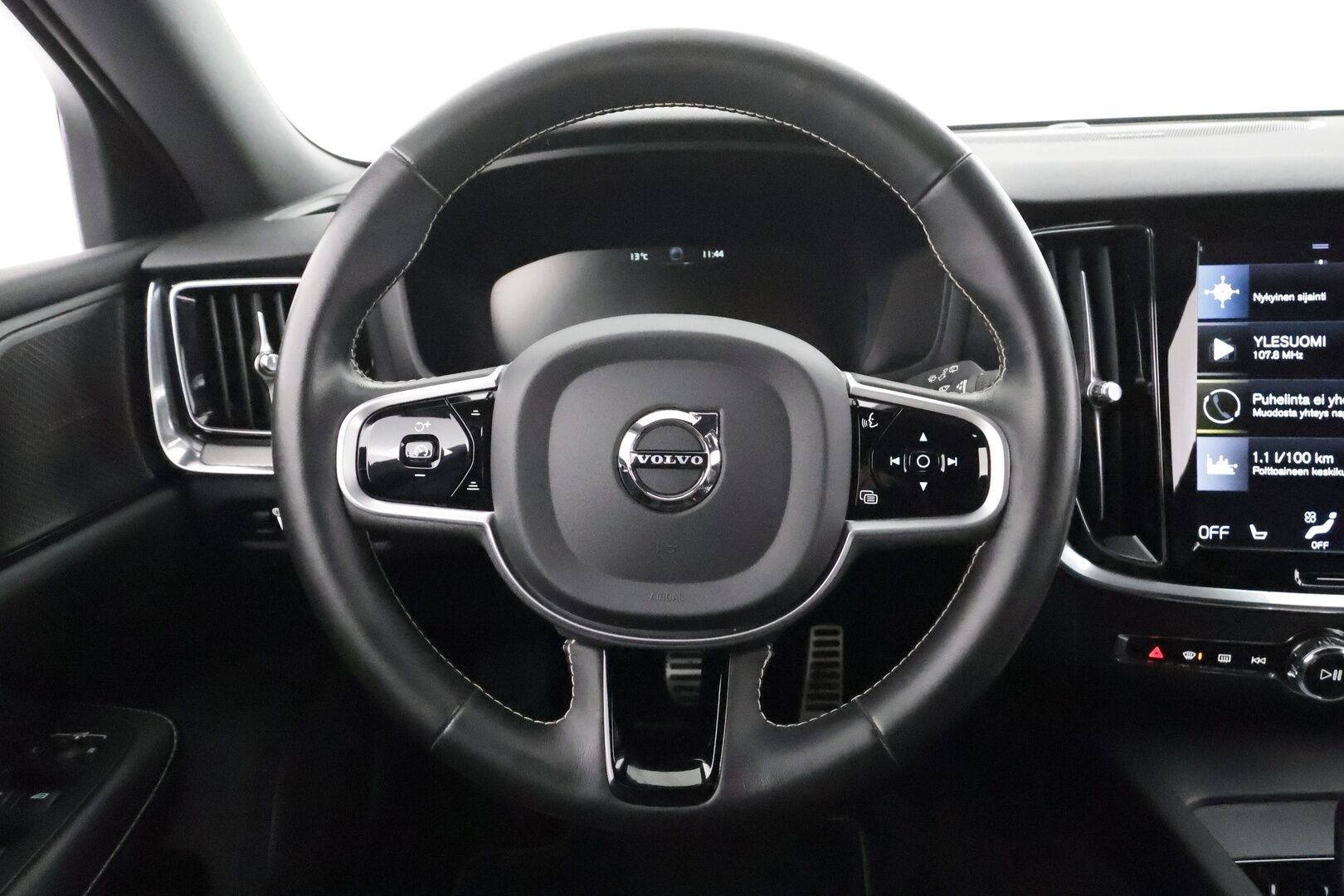 Volvo V60 2021 B5 AWD MHEV Business R-Design aut * ACC / P.kamera / Full LED / H&K / Webasto / Koukku / Muistipenkki / BLIS / KeylessGo * - Suomi-auto / Merkkihuollettu - HULLU BLACKWEEK KORKOTARJOUS 2,49%