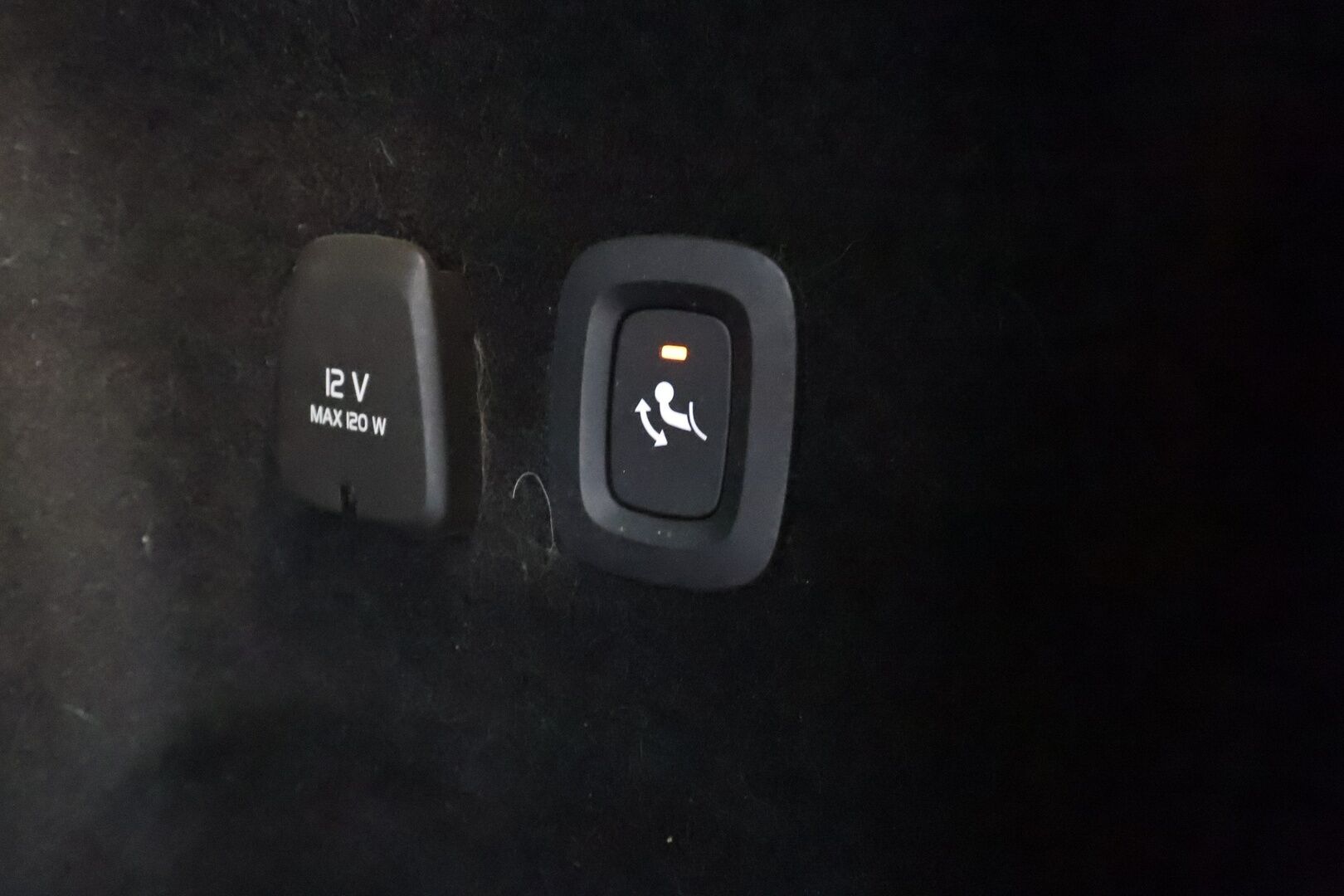 Volvo V60 2021 B5 AWD MHEV Business R-Design aut * ACC / P.kamera / Full LED / H&K / Webasto / Koukku / Muistipenkki / BLIS / KeylessGo * - Suomi-auto / Merkkihuollettu - HULLU BLACKWEEK KORKOTARJOUS 2,49%