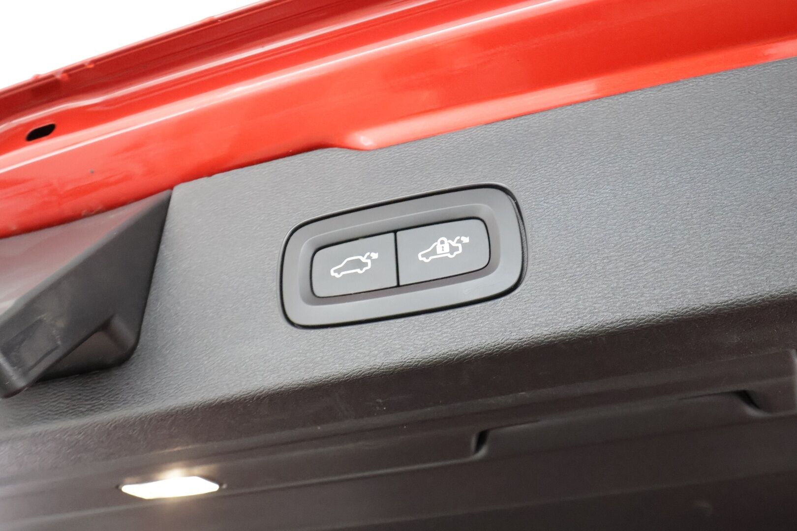 Volvo V60 2021 B5 AWD MHEV Business R-Design aut * ACC / P.kamera / Full LED / H&K / Webasto / Koukku / Muistipenkki / BLIS / KeylessGo * - Suomi-auto / Merkkihuollettu - HULLU BLACKWEEK KORKOTARJOUS 2,49%