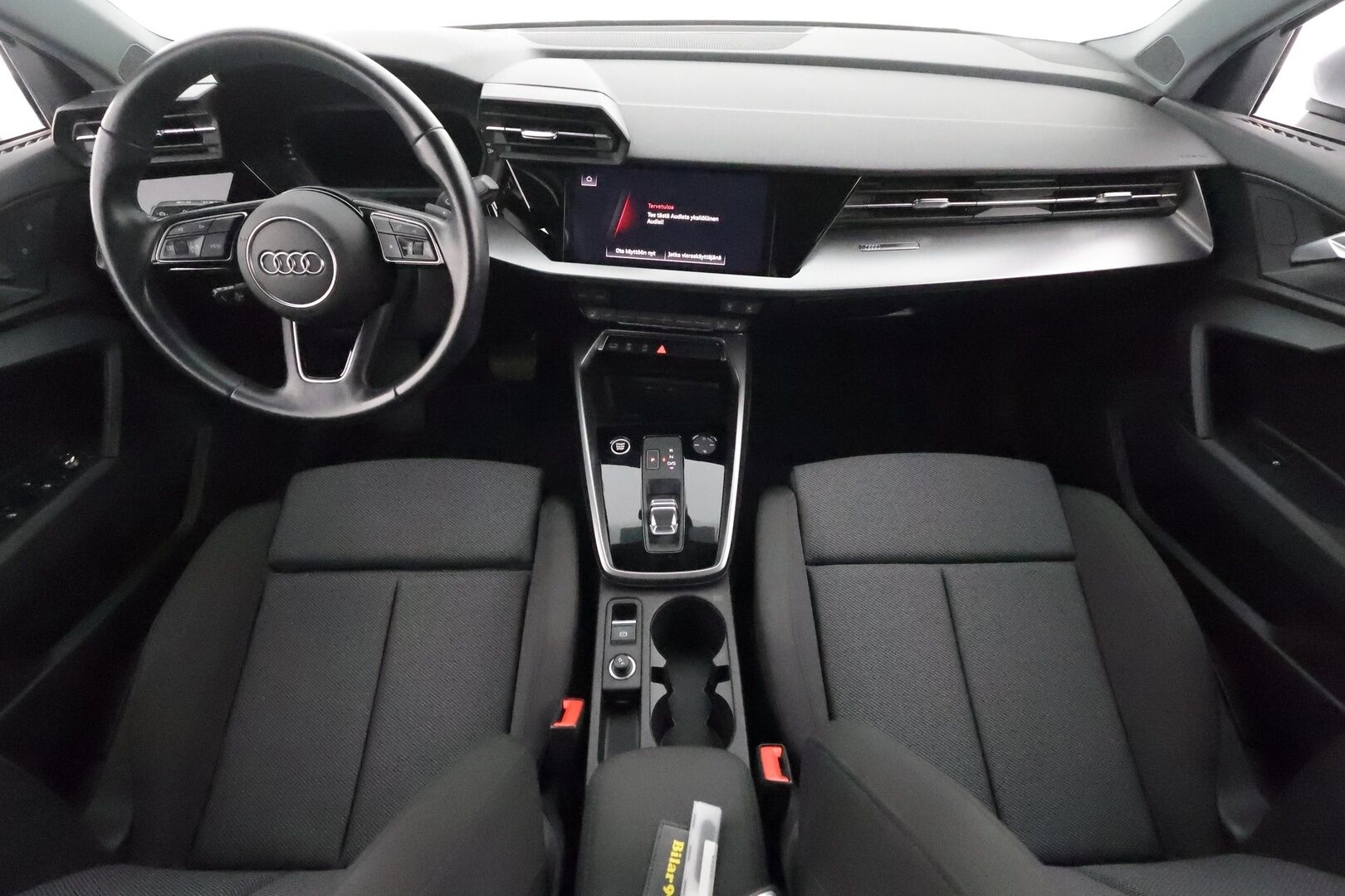 Audi A3 2021 Business Sport Sedan 30 TFSI 81kW MHEV S tronic**1.Om Suomi-auto / Webasto / Adapt.vakkari / LED-valot / Sporttipenkit** - Digimittaristo / Kaistavahti / Apple&Android / 2x Renkaat