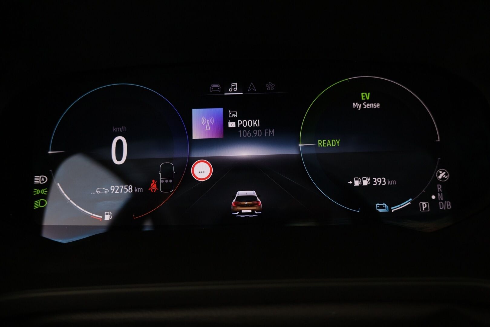 Renault Captur 2021 E-TECH Plug-in hybrid Intens * Suomi-auto / Koukku / P-Kamera / Navi / Kaistavahti* - Huippu katumaasturi / Hyvä maavara / Kattavat varusteet!