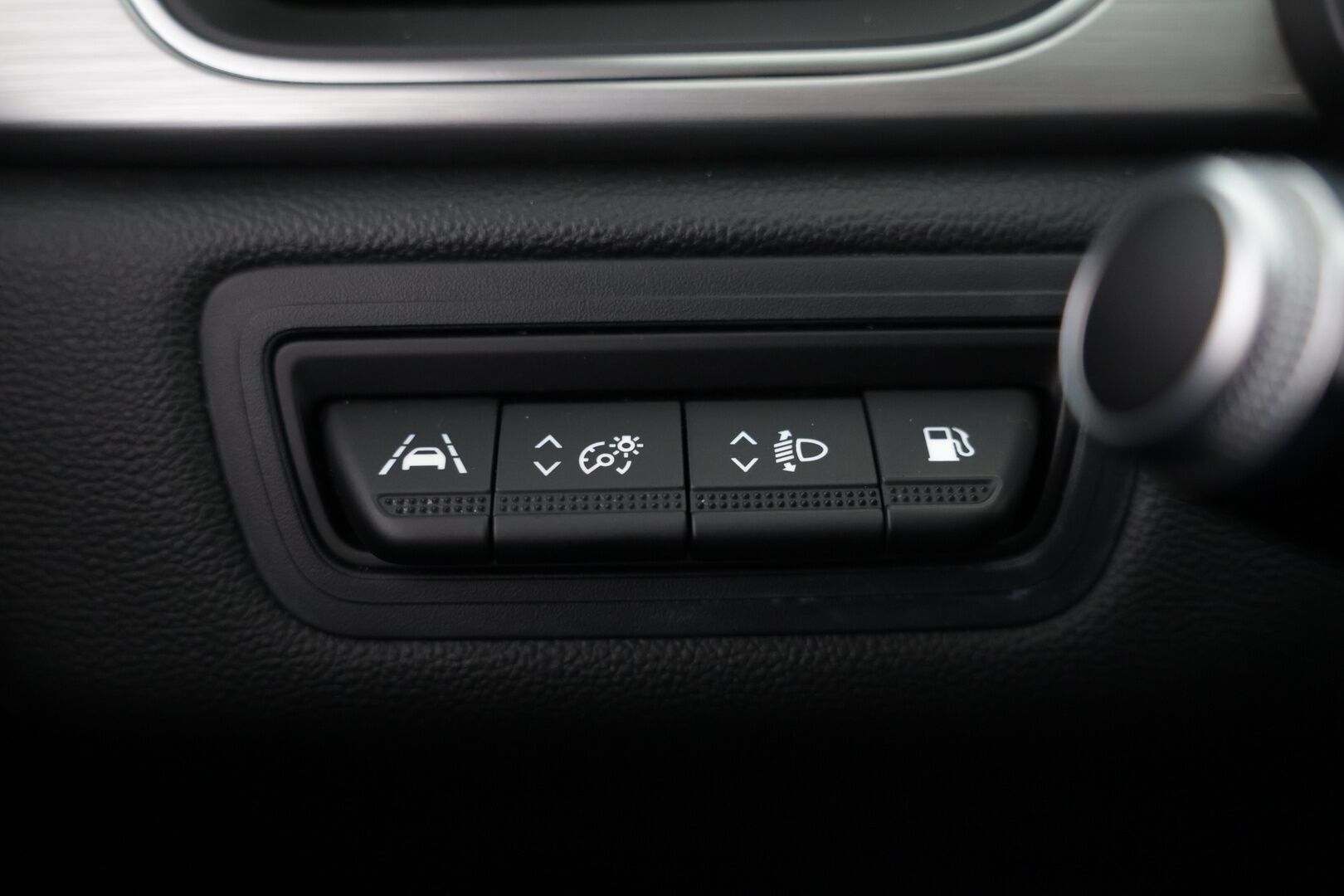 Renault Captur 2021 E-TECH Plug-in hybrid Intens * Suomi-auto / Koukku / P-Kamera / Navi / Kaistavahti* - Huippu katumaasturi / Hyvä maavara / Kattavat varusteet!