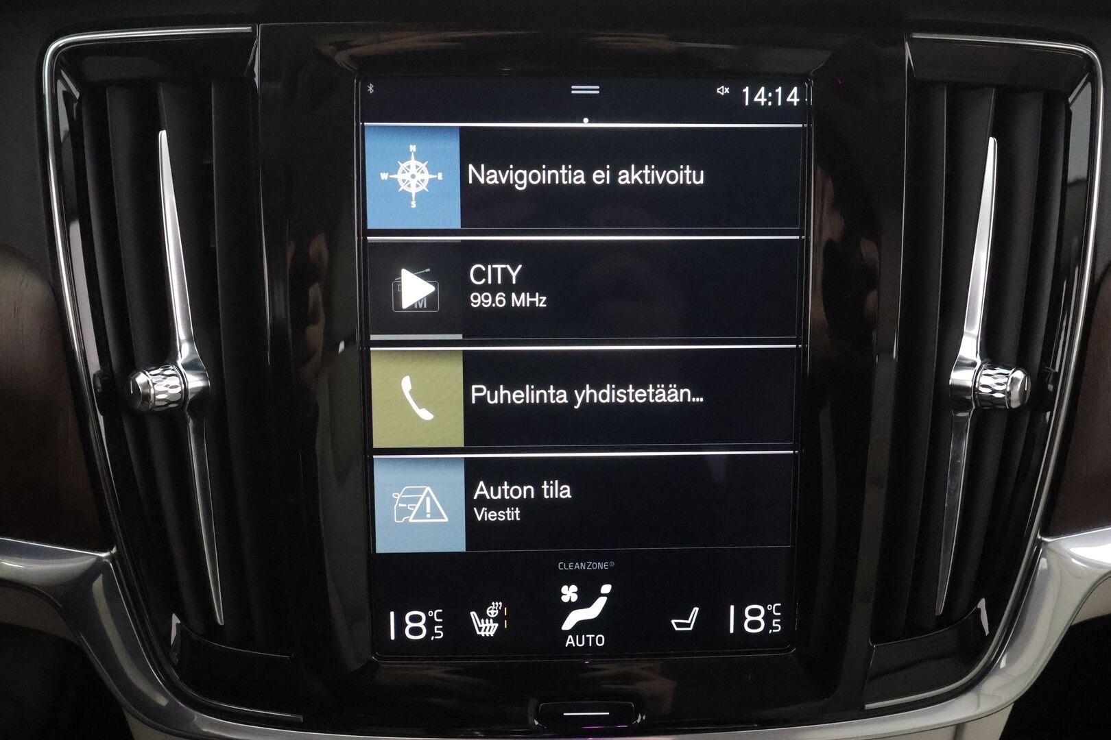 Volvo V90 2021 T6 TwE AWD Inscription aut - | Webasto | Koukku | ACC | LED | P.Kamera | Sporttinahat Muistilla | Kaistavahti | Keyless | 1-om Suomi-auto | 2x Latauskaapelit | Kahdet renkaat aluvanteilla | Merkkihuollot |
