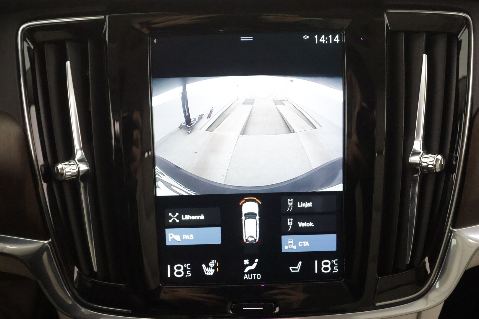 Volvo V90 2021 T6 TwE AWD Inscription aut - | Webasto | Koukku | ACC | LED | P.Kamera | Sporttinahat Muistilla | Kaistavahti | Keyless | 1-om Suomi-auto | 2x Latauskaapelit | Kahdet renkaat aluvanteilla | Merkkihuollot |