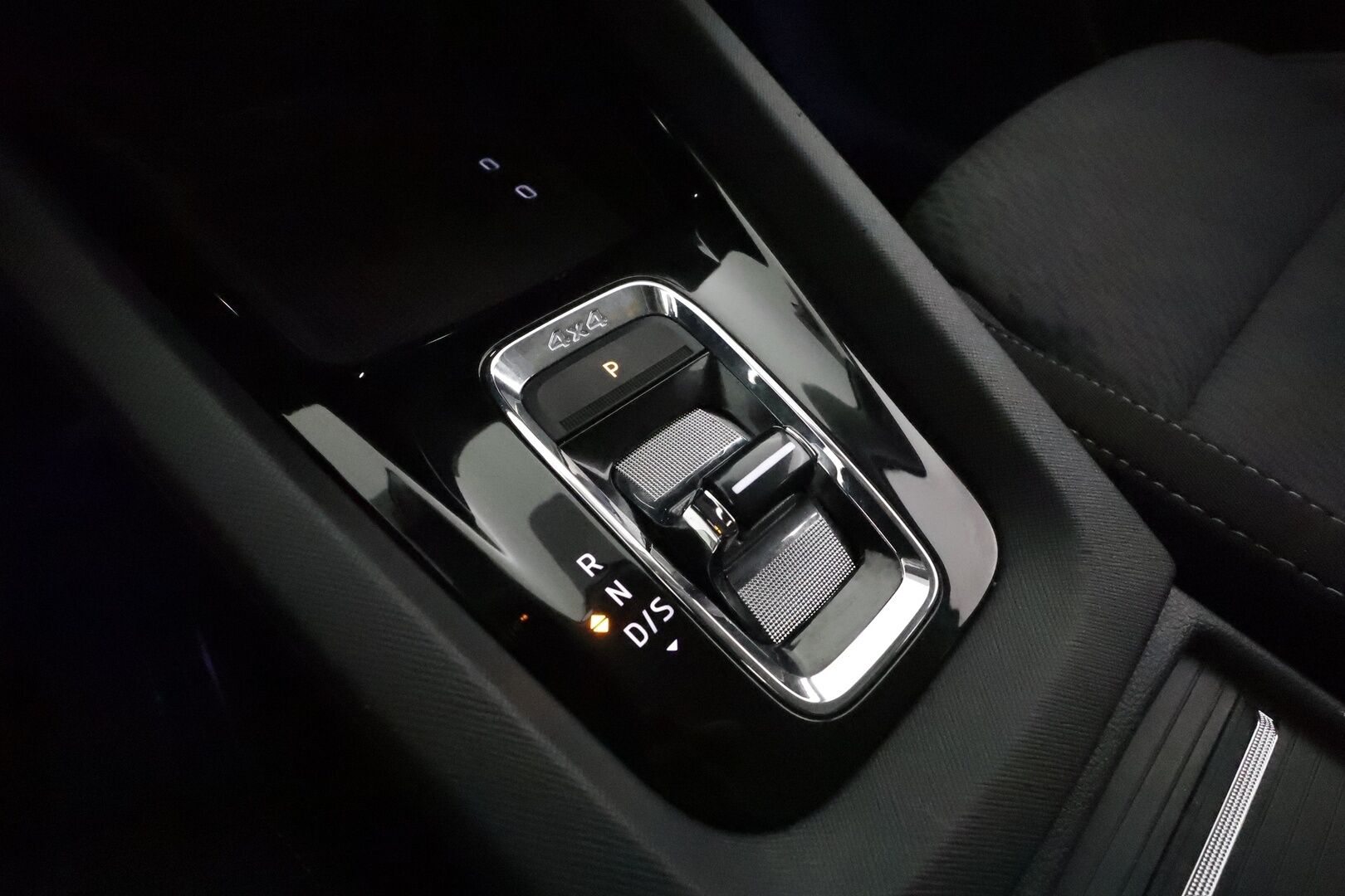 Skoda Octavia 2021 Combi 2,0 TDI 200 4x4 Style DSG **HUD / Webasto / Koukku / ACC / Matrix-LED / P.Kamera / Navi / Kaistavahti / Keyless** - Suomi-auto / Kahdet Renkaat / Merkkihuollettu!
