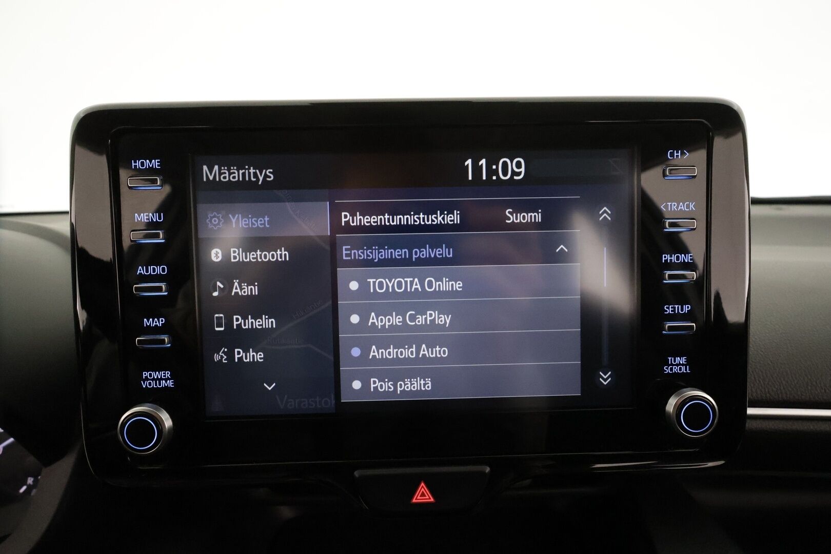 Toyota Yaris 2021 1,5 Hybrid Active Business * ACC / P.kamera / Navi / KeylessGo / Ratinlämmitin * - 1.Om Suomi-auto / Kahdet renkaat aluvanteilla / Merkkihuollettu
