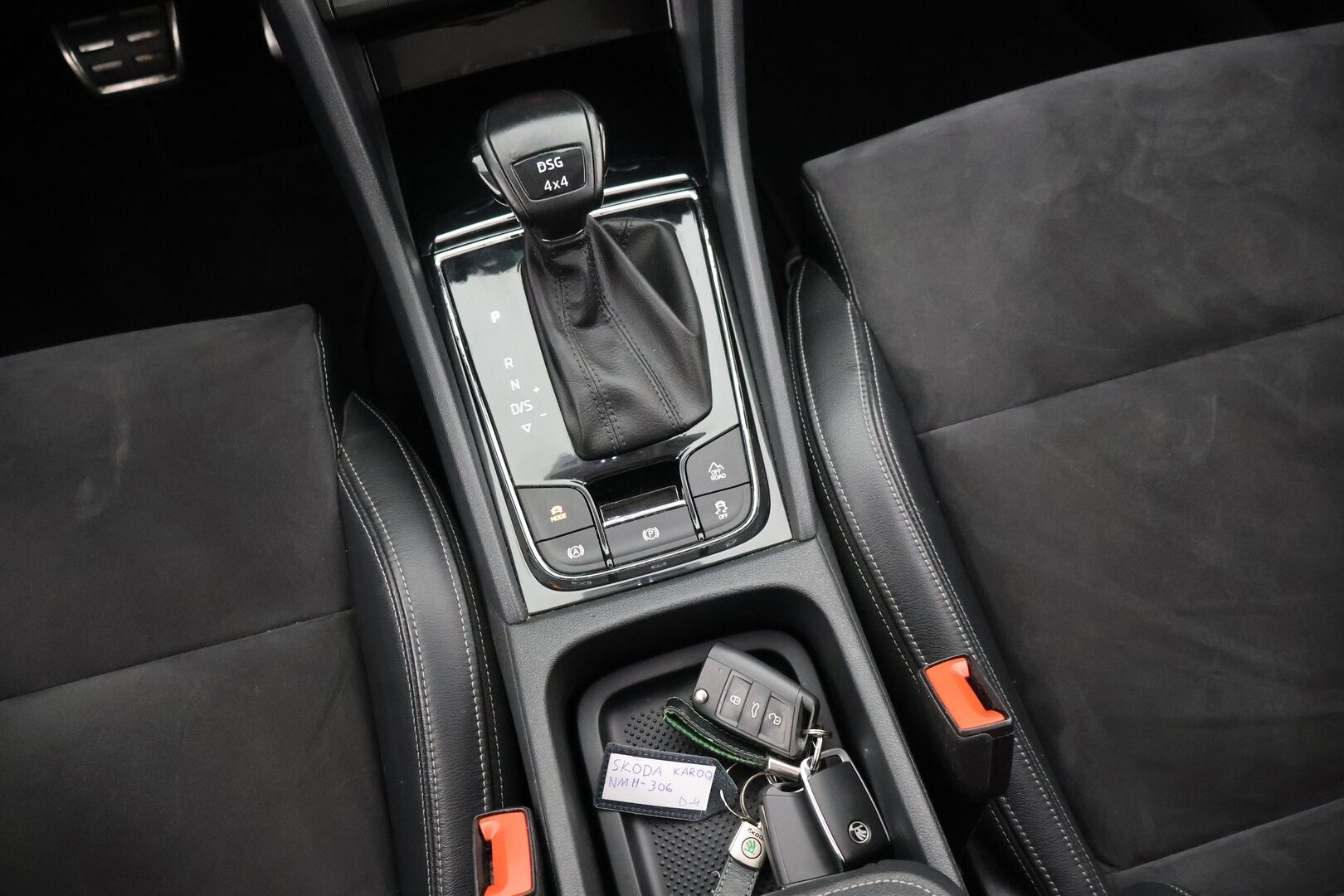 SKODA KAROQ 2018 2.0 TDI 150 4x4 Style DSG Autom. - Webasto / Adapt.vakkari / P.Kamera / Koukku