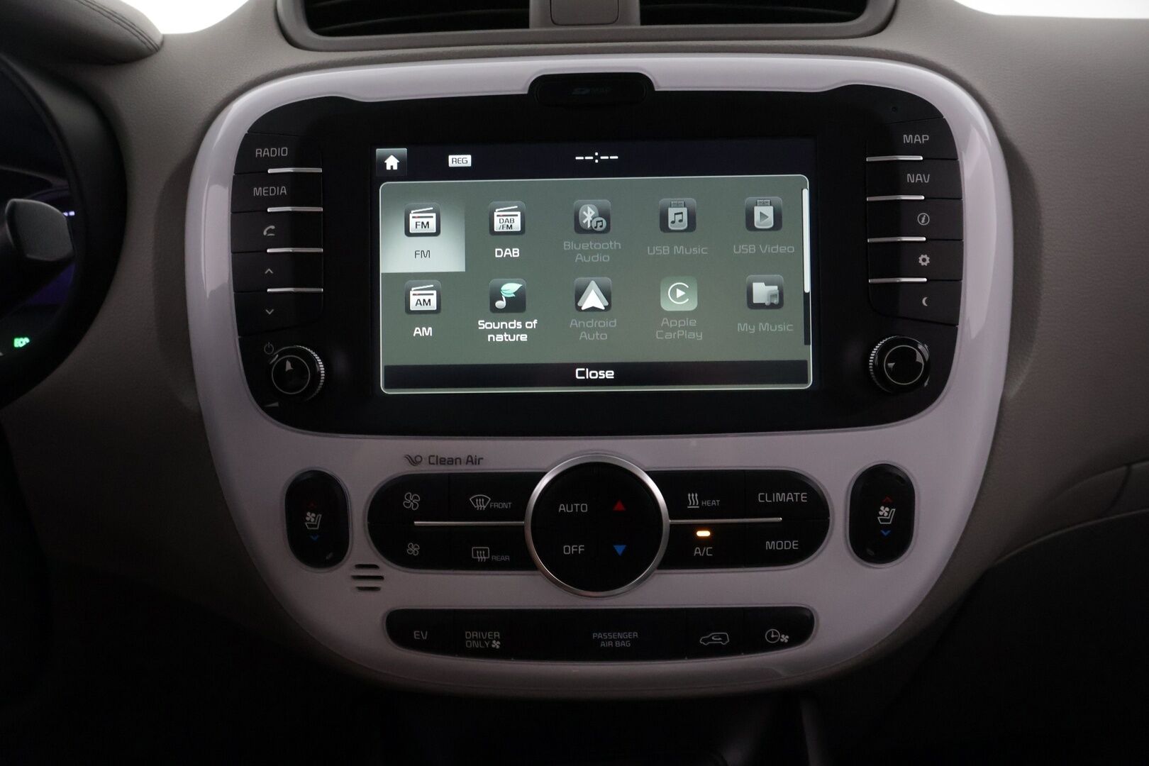 Kia Soul 2015 SOUL Viistoperä 30.5 kWh * MYYDÄÄN HUUTOKAUPAT.COM! * - * MYYDÄÄN HUUTOKAUPAT.COM! *