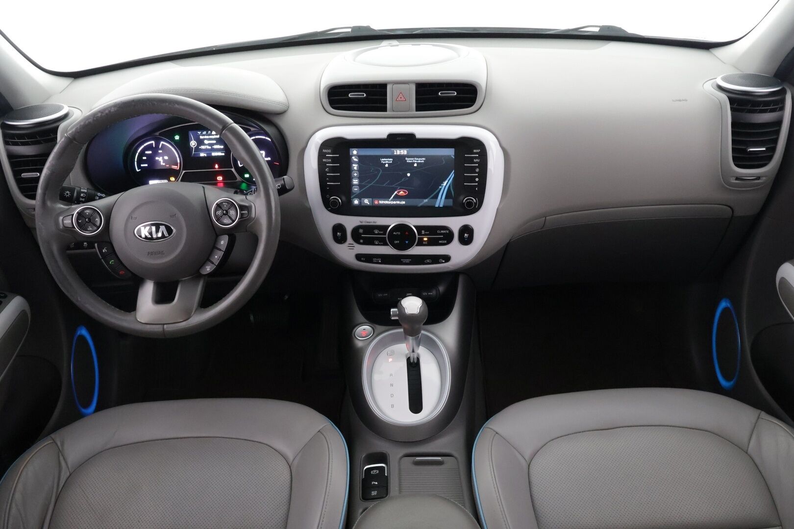 Kia Soul 2015 SOUL Viistoperä 30.5 kWh * MYYDÄÄN HUUTOKAUPAT.COM! * - * MYYDÄÄN HUUTOKAUPAT.COM! *